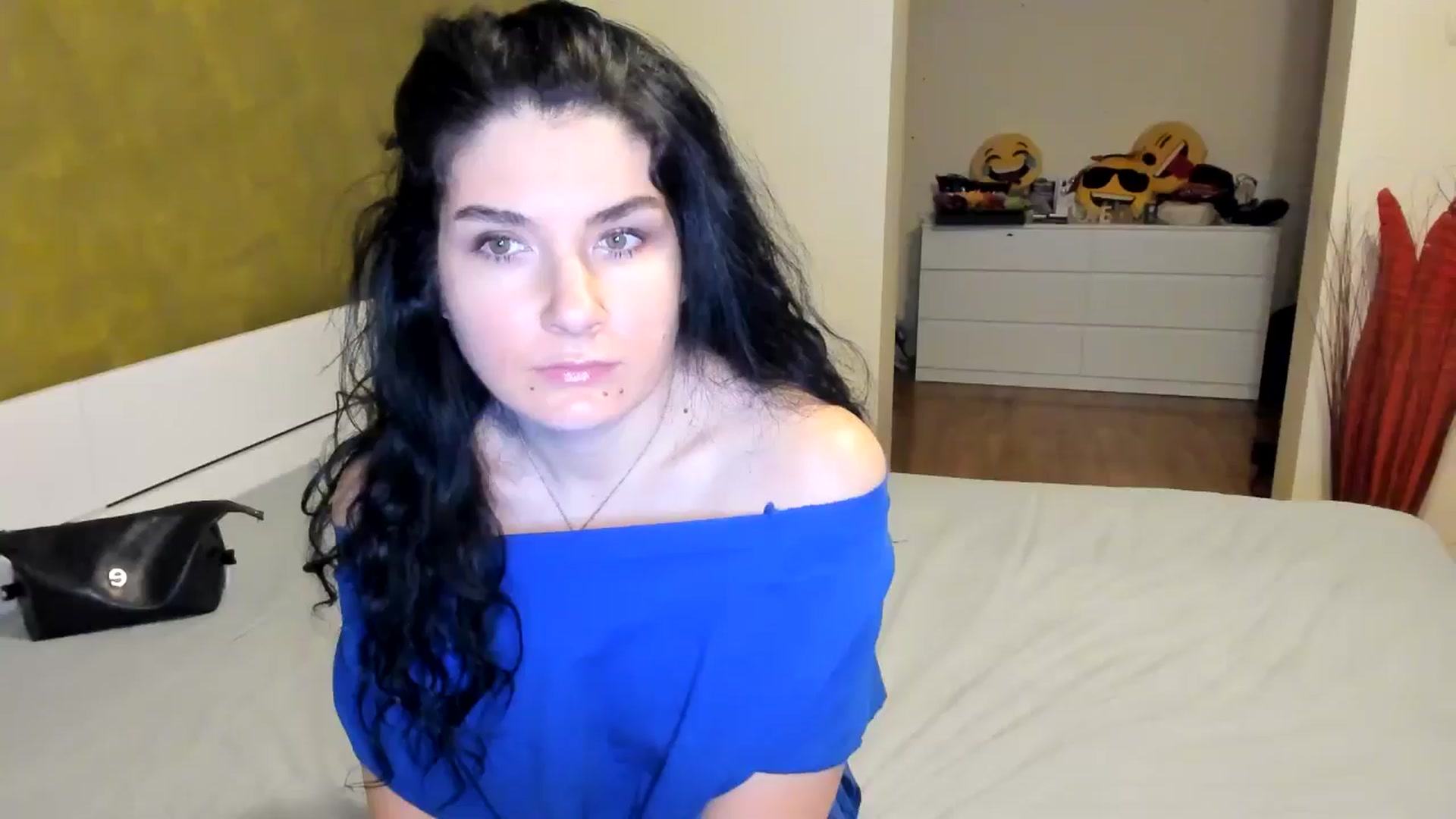 Gallery image thumbnail from SiouxPrincess's myfreecams stream on, 11/28/2024, 01:37 image 4 of 20