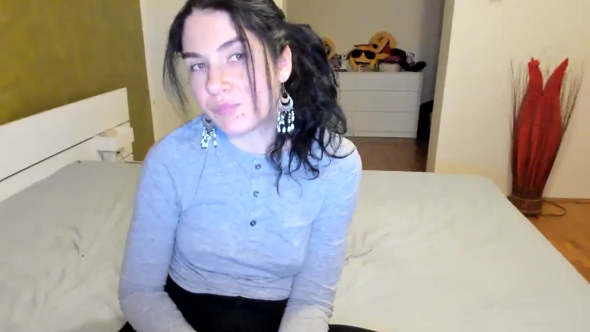 Gallery image thumbnail from SiouxPrincess's myfreecams stream on, 11/29/2024, 01:52 image 8 of 20