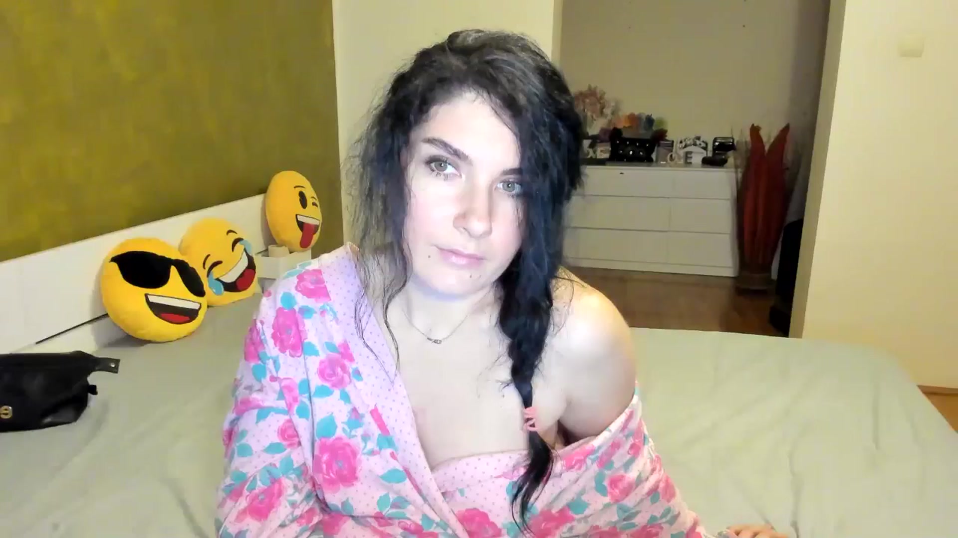 Gallery image thumbnail from SiouxPrincess's myfreecams stream on, 11/30/2024, 01:48 image 14 of 20