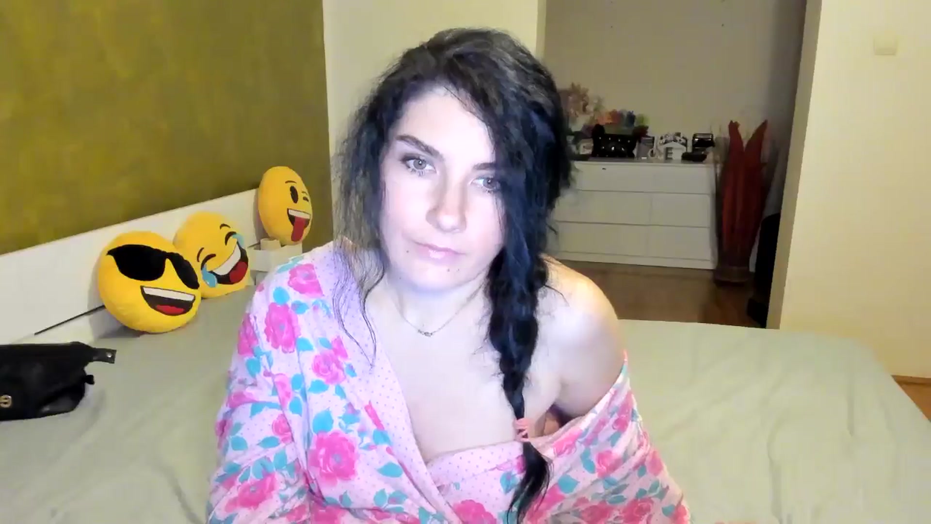 Gallery image thumbnail from SiouxPrincess's myfreecams stream on, 11/30/2024, 01:48 image 15 of 20