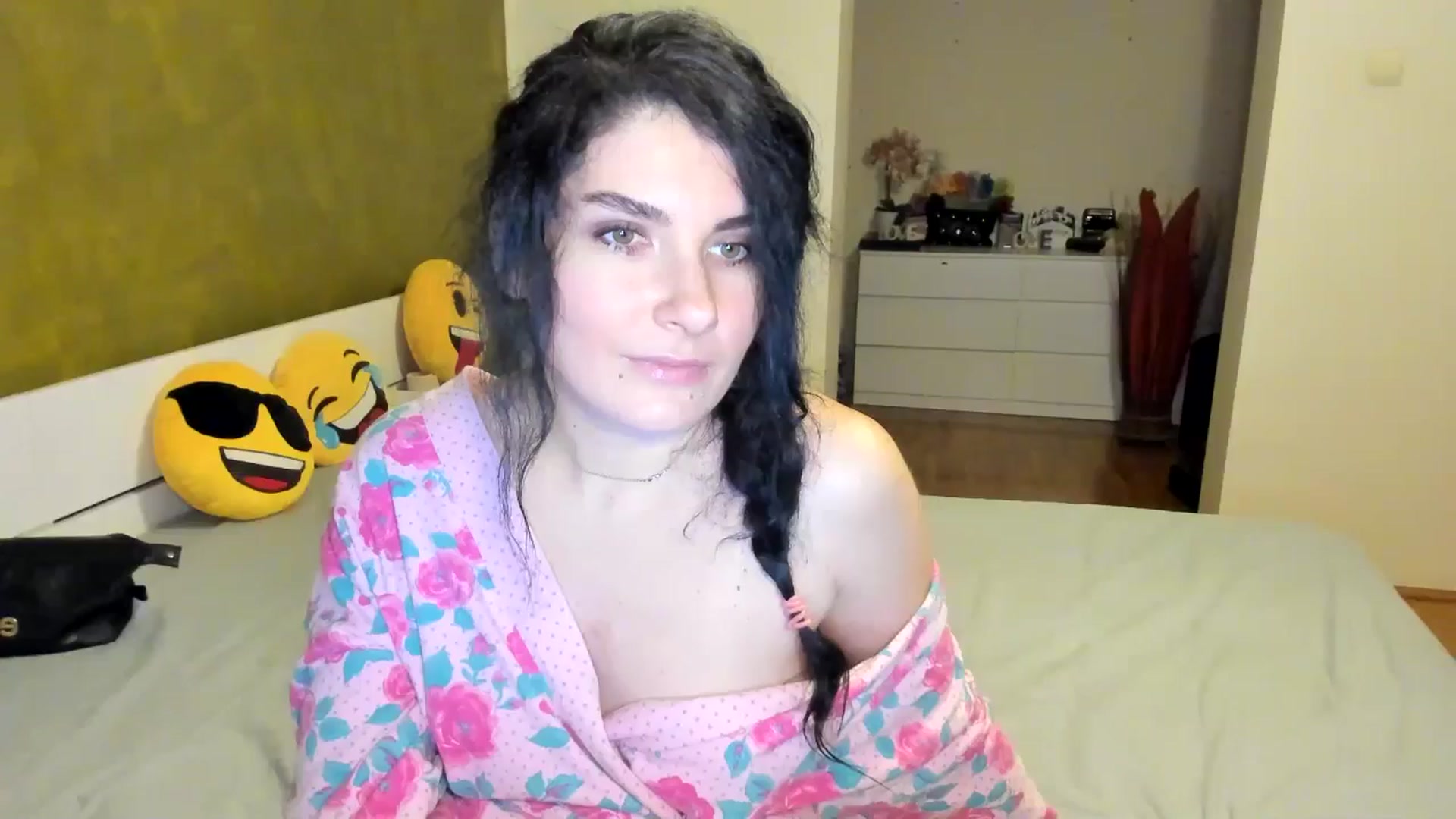 Gallery image thumbnail from SiouxPrincess's myfreecams stream on, 11/30/2024, 01:48 image 11 of 20