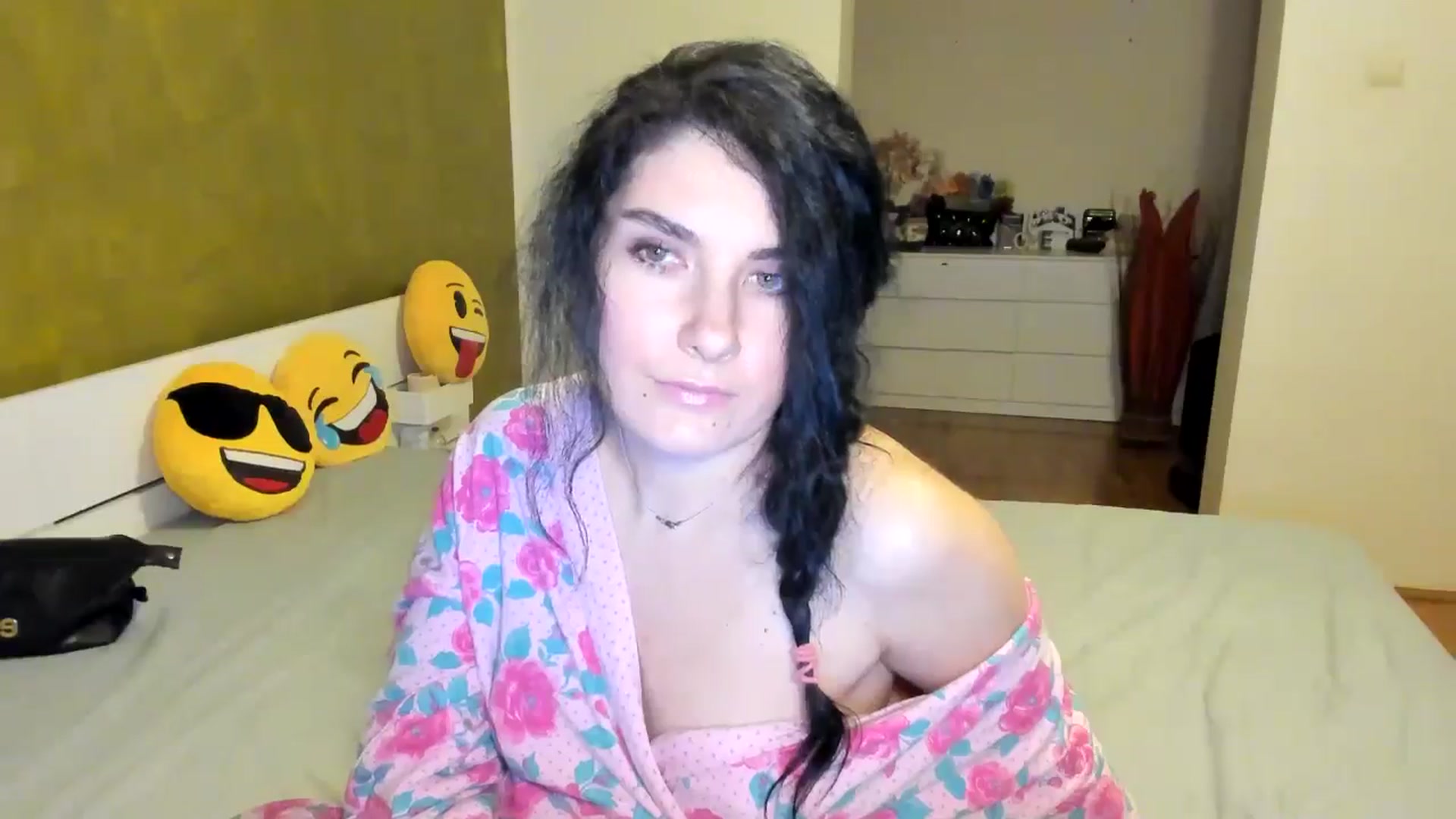 Gallery image thumbnail from SiouxPrincess's myfreecams stream on, 11/30/2024, 01:48 image 19 of 20