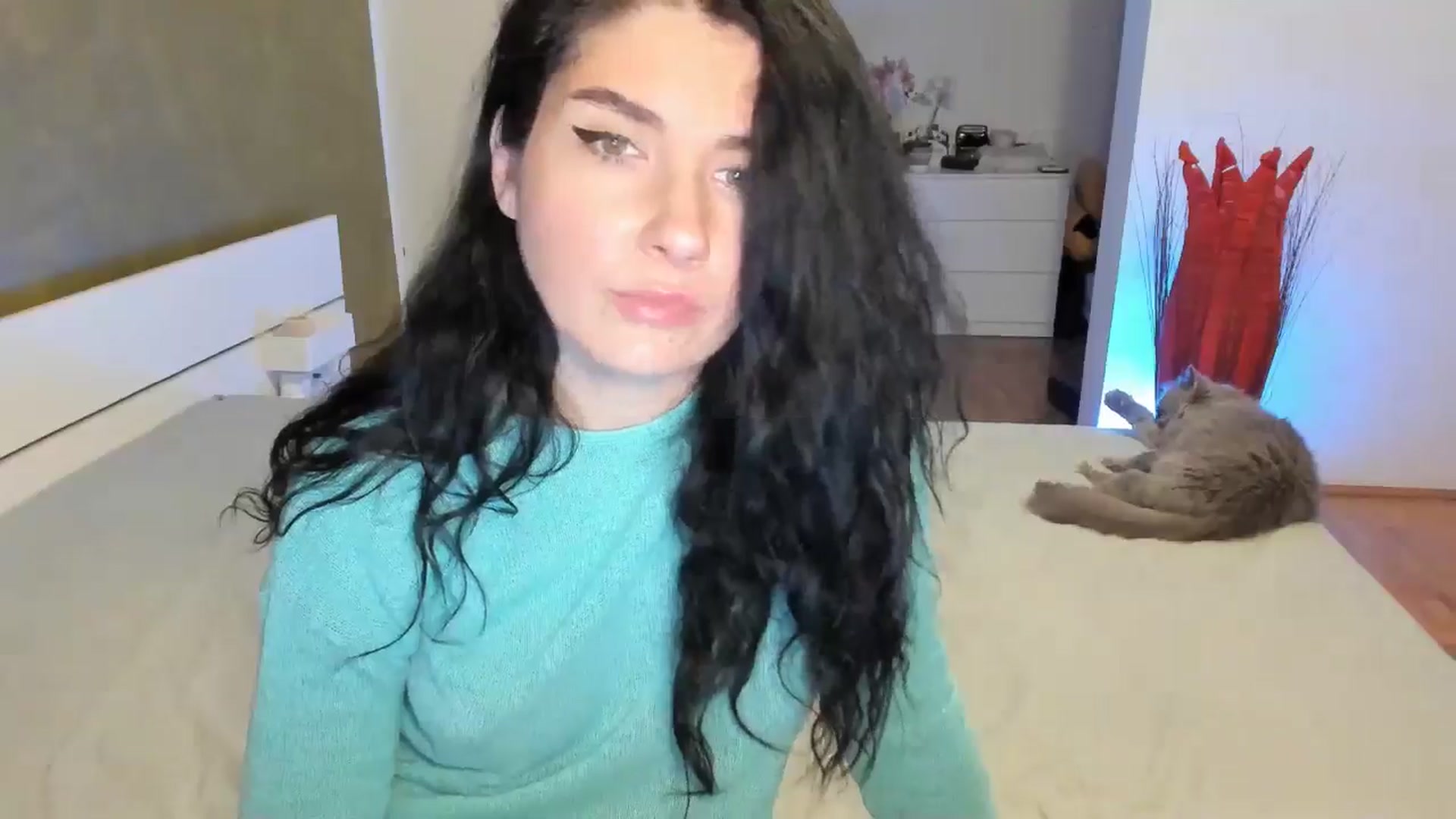 Gallery image thumbnail from SiouxPrincess's myfreecams stream on, 12/01/2024, 01:31 image 16 of 20