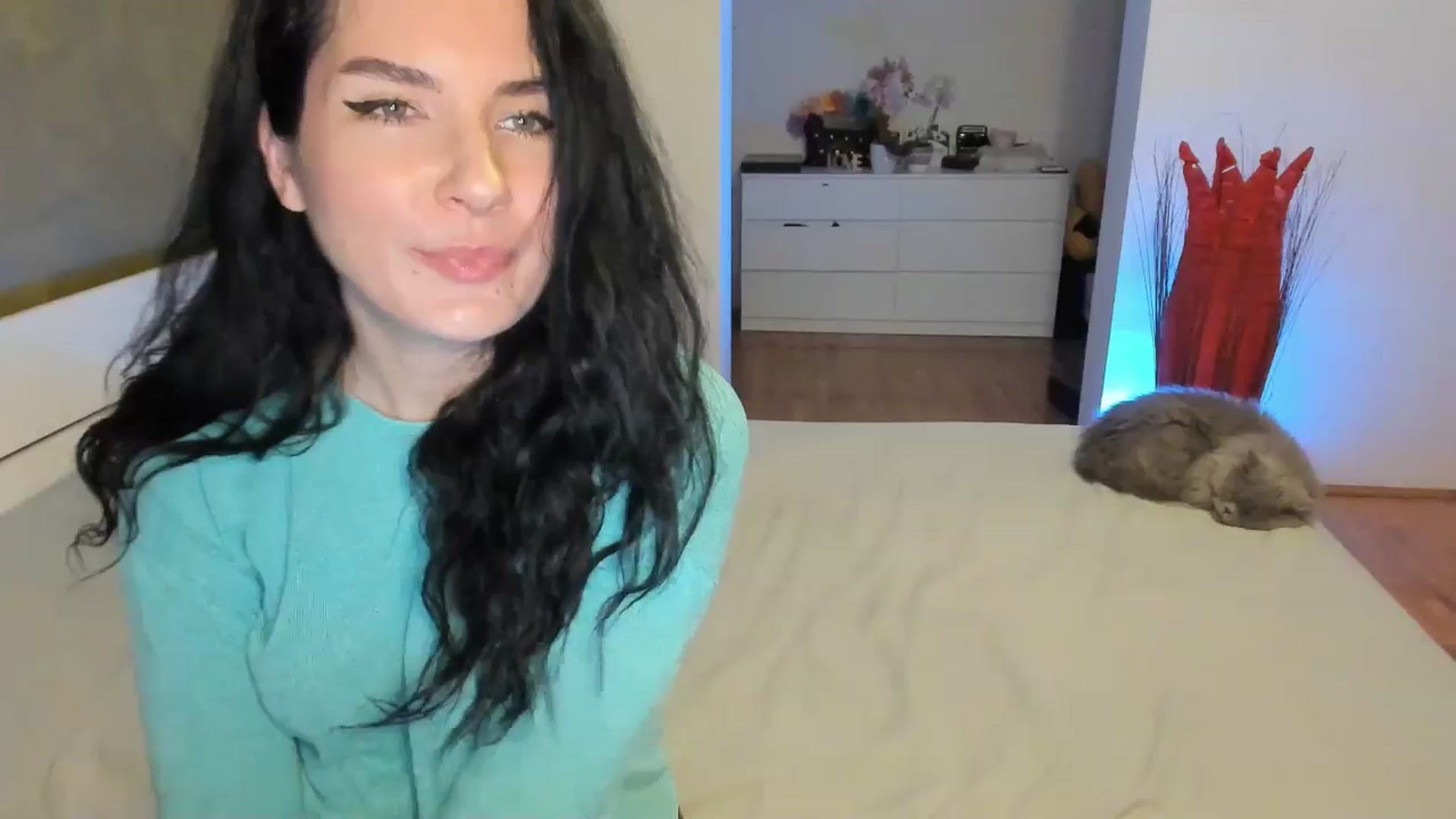 Gallery image thumbnail from SiouxPrincess's myfreecams stream on, 12/01/2024, 01:31 image 10 of 20