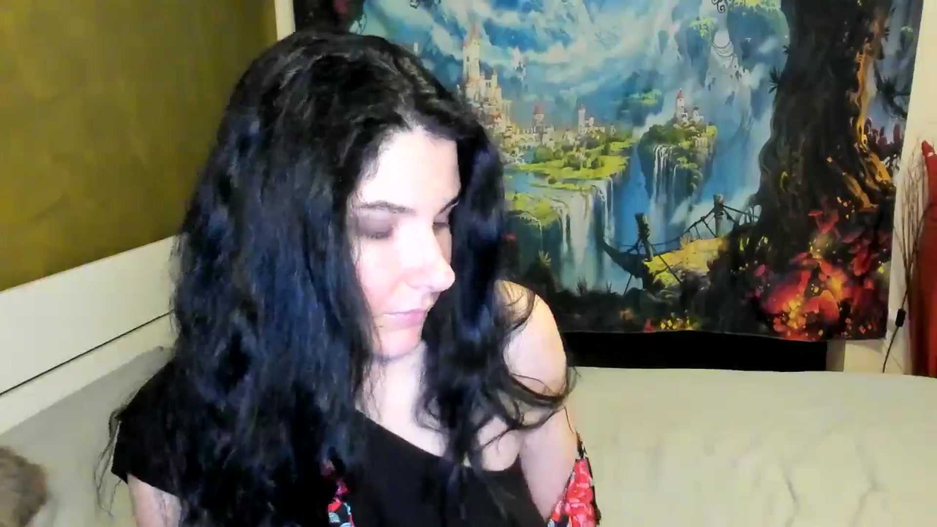 Gallery image thumbnail from SiouxPrincess's myfreecams stream on, 12/10/2024, 01:35 image 19 of 20
