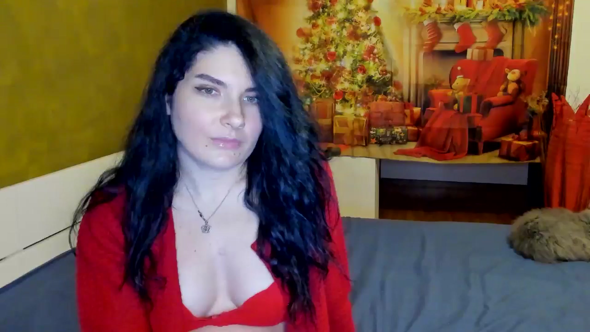Gallery image thumbnail from SiouxPrincess's myfreecams stream on, 12/18/2024, 01:44 image 10 of 20