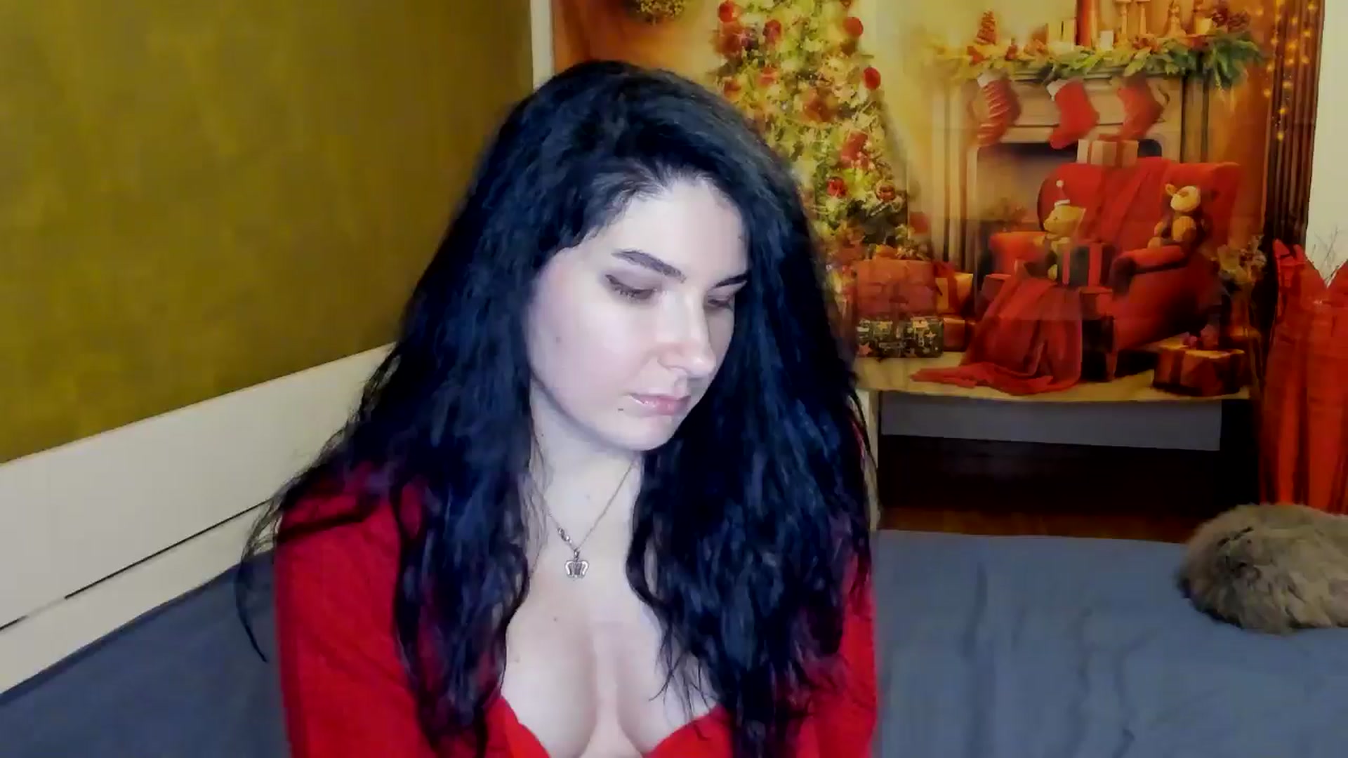 Gallery image thumbnail from SiouxPrincess's myfreecams stream on, 12/18/2024, 01:44 image 5 of 20