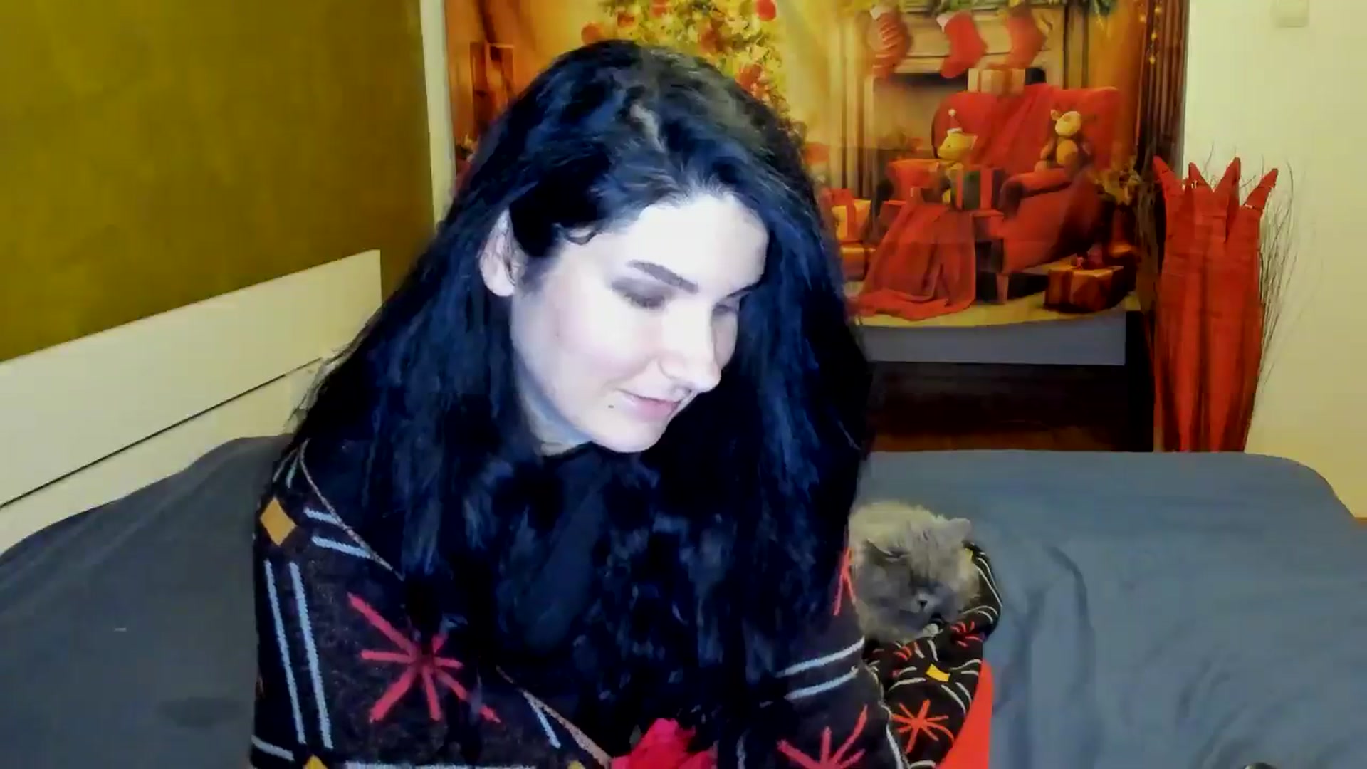 Gallery image thumbnail from SiouxPrincess's myfreecams stream on, 12/19/2024, 23:21 image 19 of 20