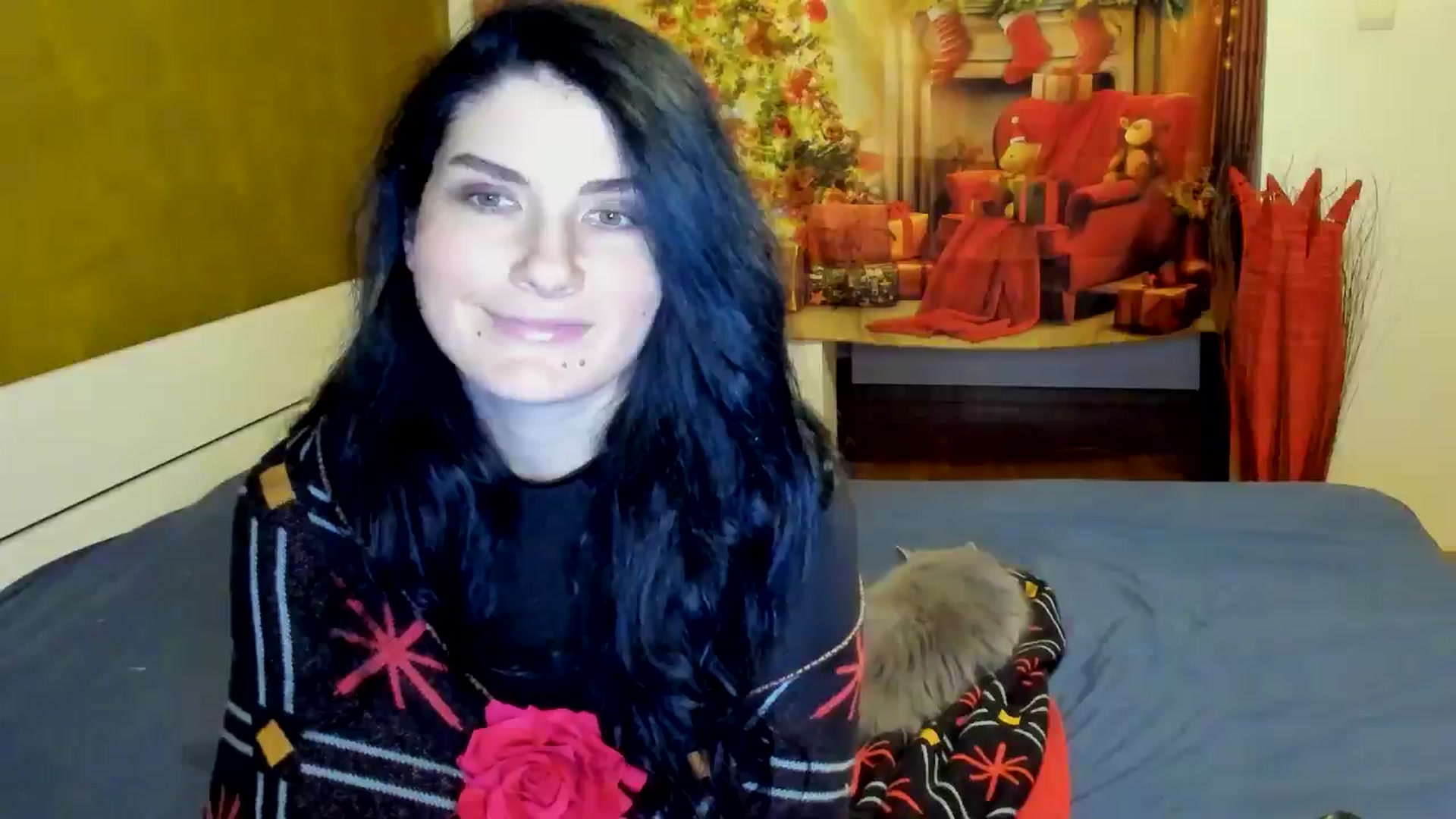 Gallery image thumbnail from SiouxPrincess's myfreecams stream on, 12/19/2024, 23:21 image 13 of 20