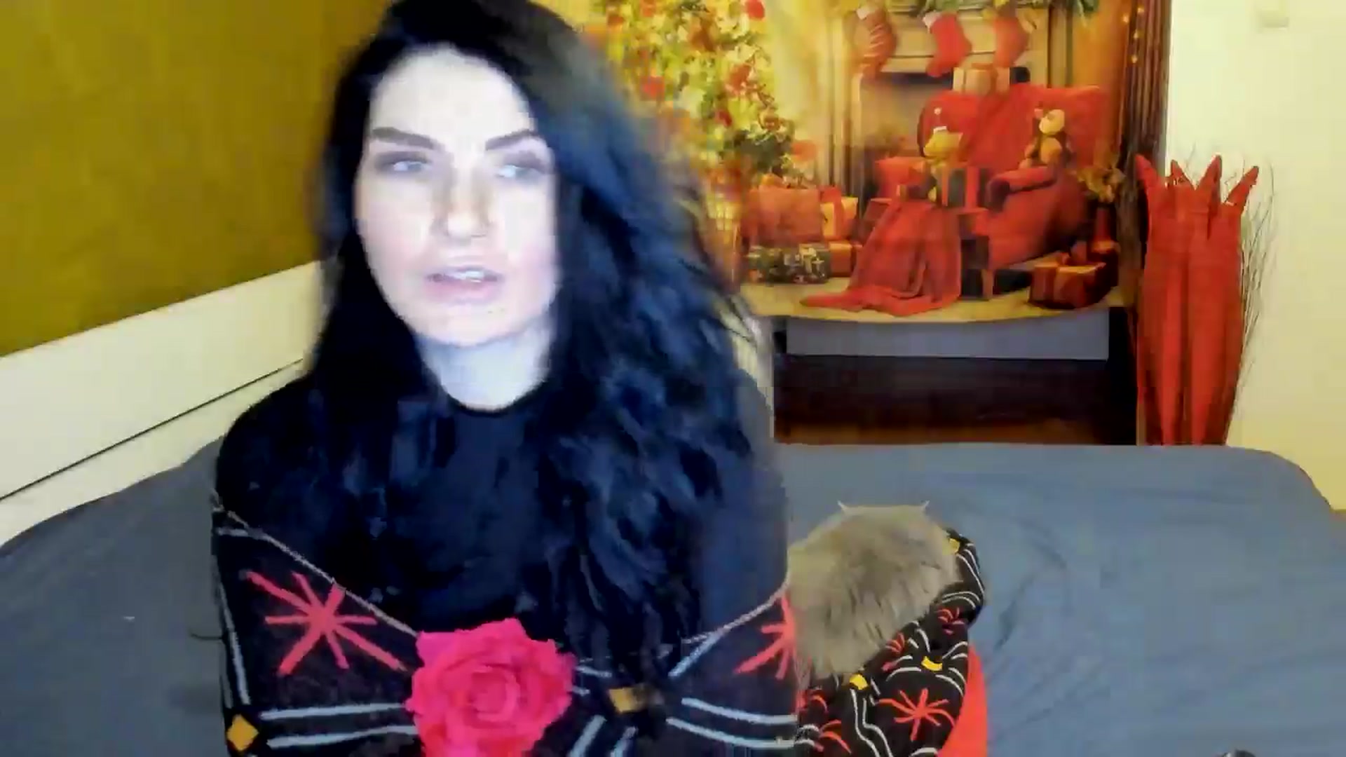 Gallery image thumbnail from SiouxPrincess's myfreecams stream on, 12/19/2024, 23:21 image 10 of 20