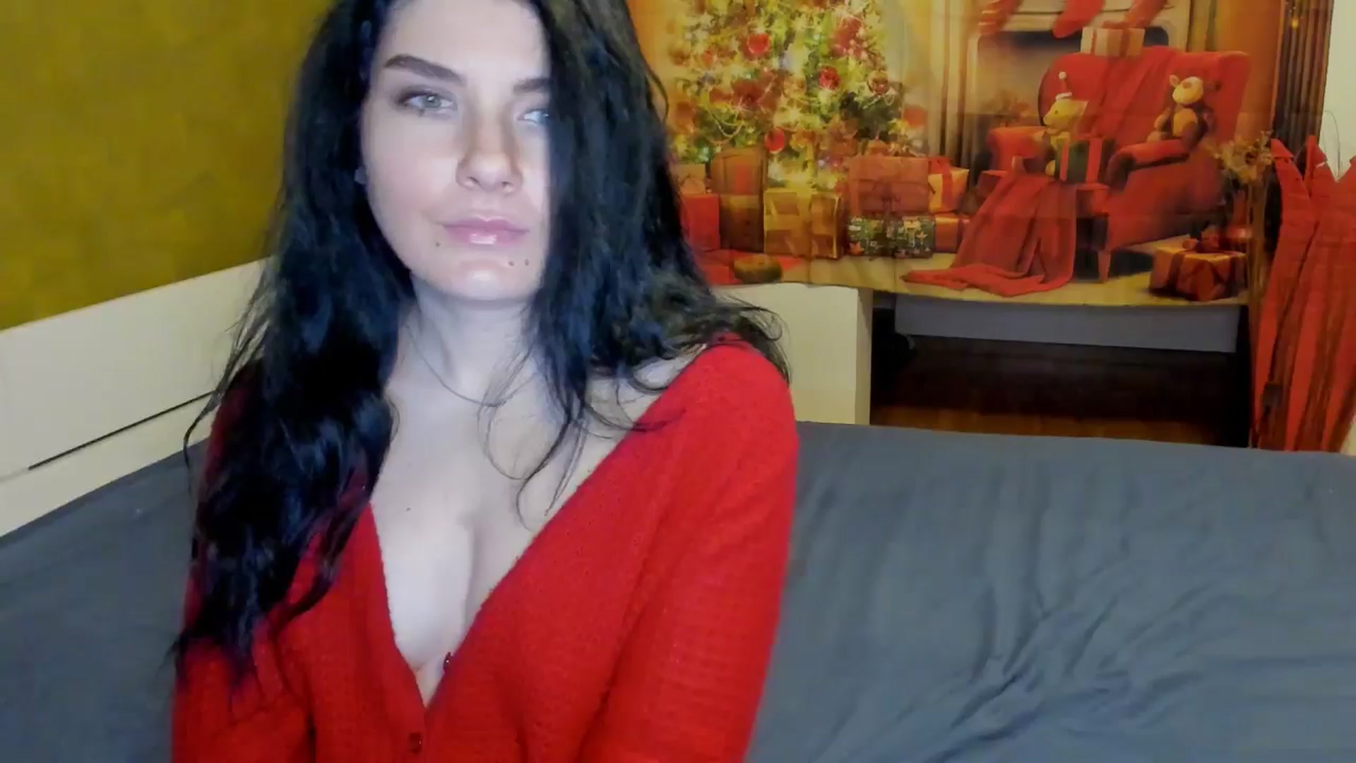 Gallery image thumbnail from SiouxPrincess's myfreecams stream on, 12/21/2024, 01:58 image 17 of 20