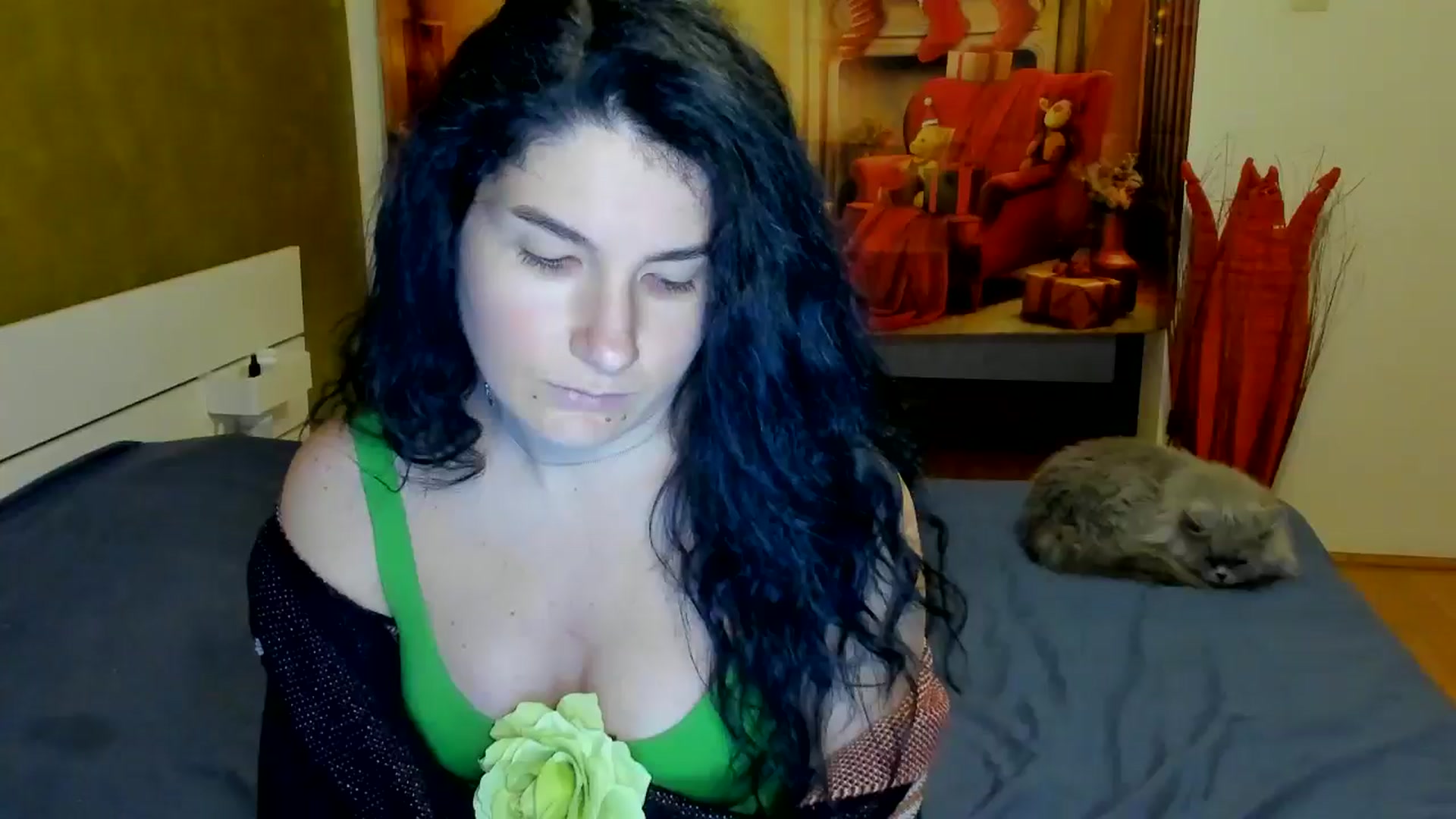Gallery image thumbnail from SiouxPrincess's myfreecams stream on, 12/21/2024, 22:51 image 2 of 20