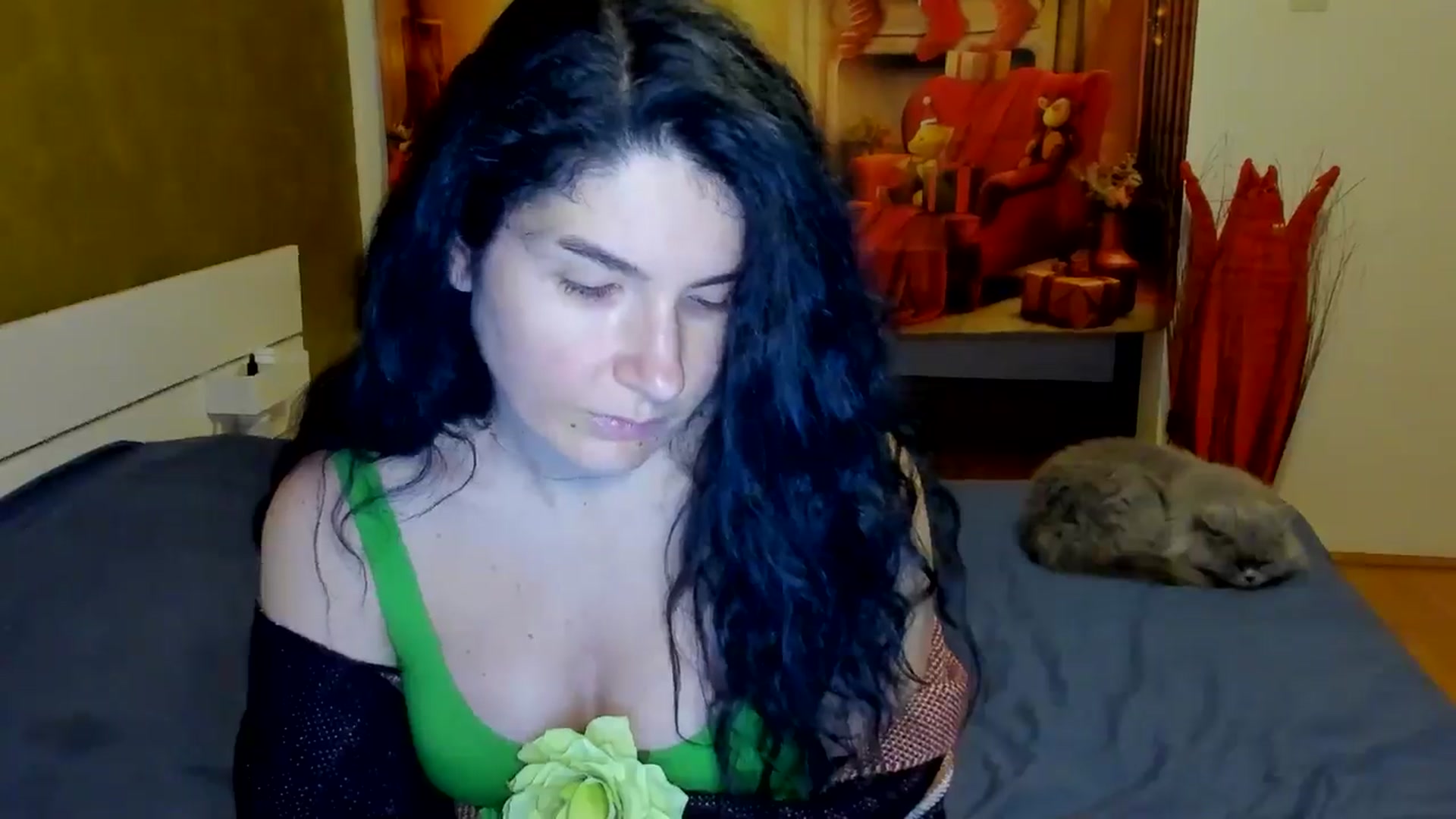 Gallery image thumbnail from SiouxPrincess's myfreecams stream on, 12/21/2024, 22:51 image 4 of 20