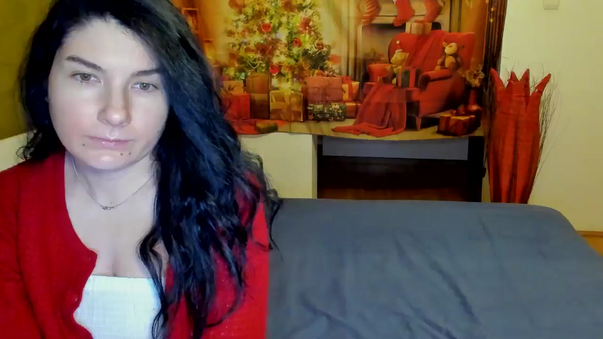 Gallery image thumbnail from SiouxPrincess's myfreecams stream on, 12/24/2024, 24:42 image 9 of 20