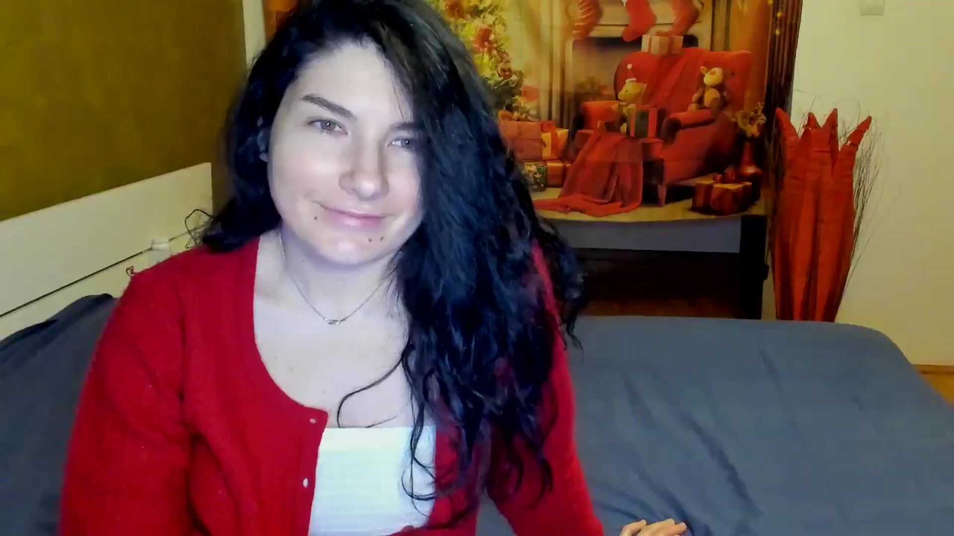 Gallery image thumbnail from SiouxPrincess's myfreecams stream on, 12/24/2024, 24:42 image 4 of 20