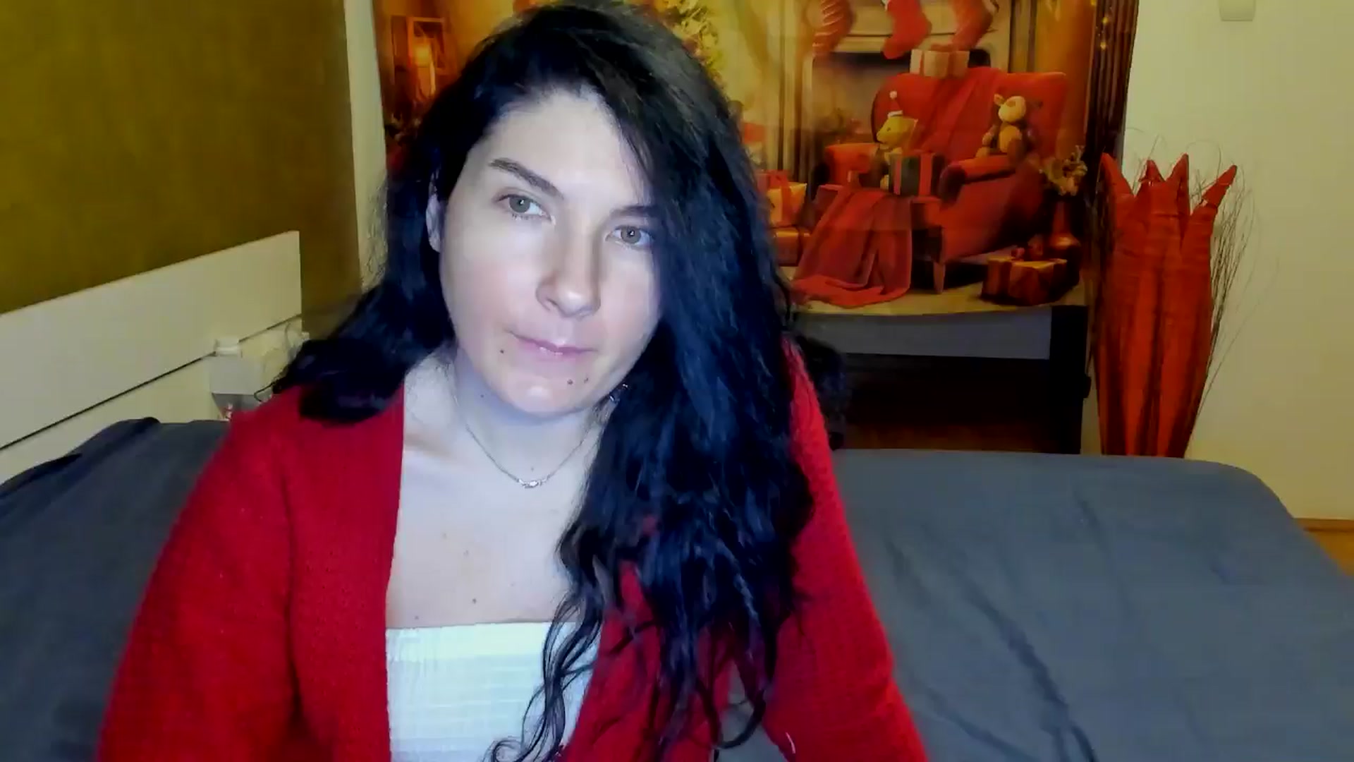 Gallery image thumbnail from SiouxPrincess's myfreecams stream on, 12/24/2024, 24:42 image 14 of 20