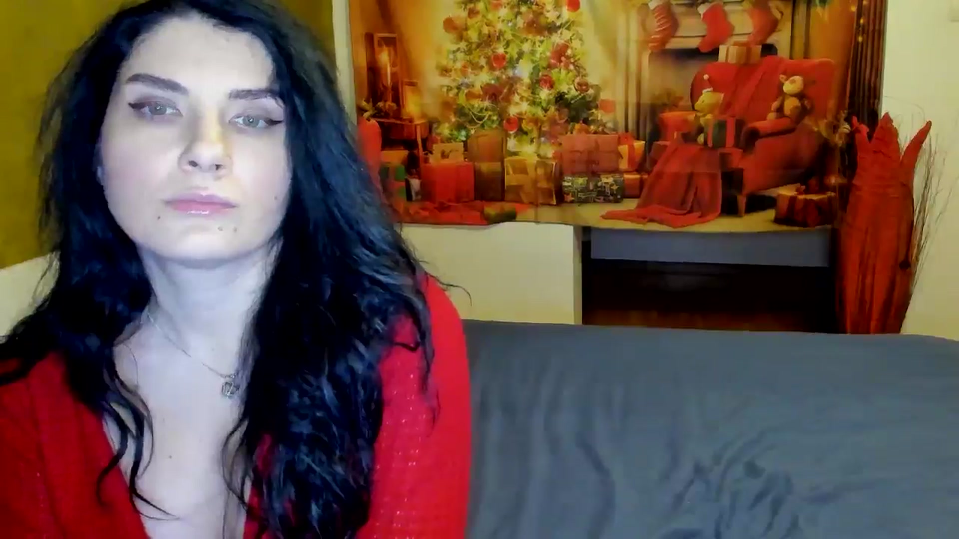 Gallery image thumbnail from SiouxPrincess's myfreecams stream on, 12/24/2024, 23:35 image 18 of 20