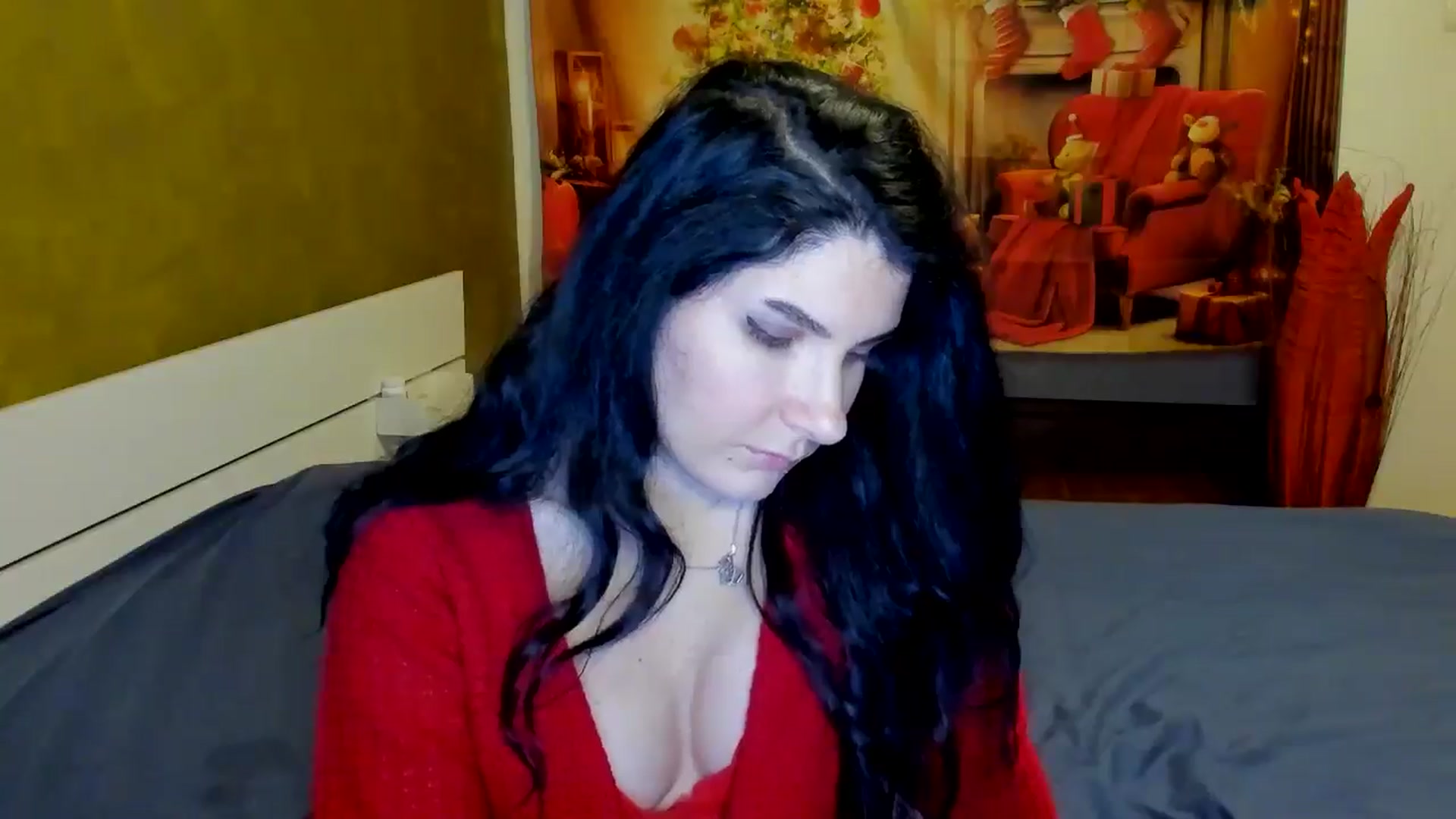 Gallery image thumbnail from SiouxPrincess's myfreecams stream on, 12/24/2024, 23:35 image 12 of 20