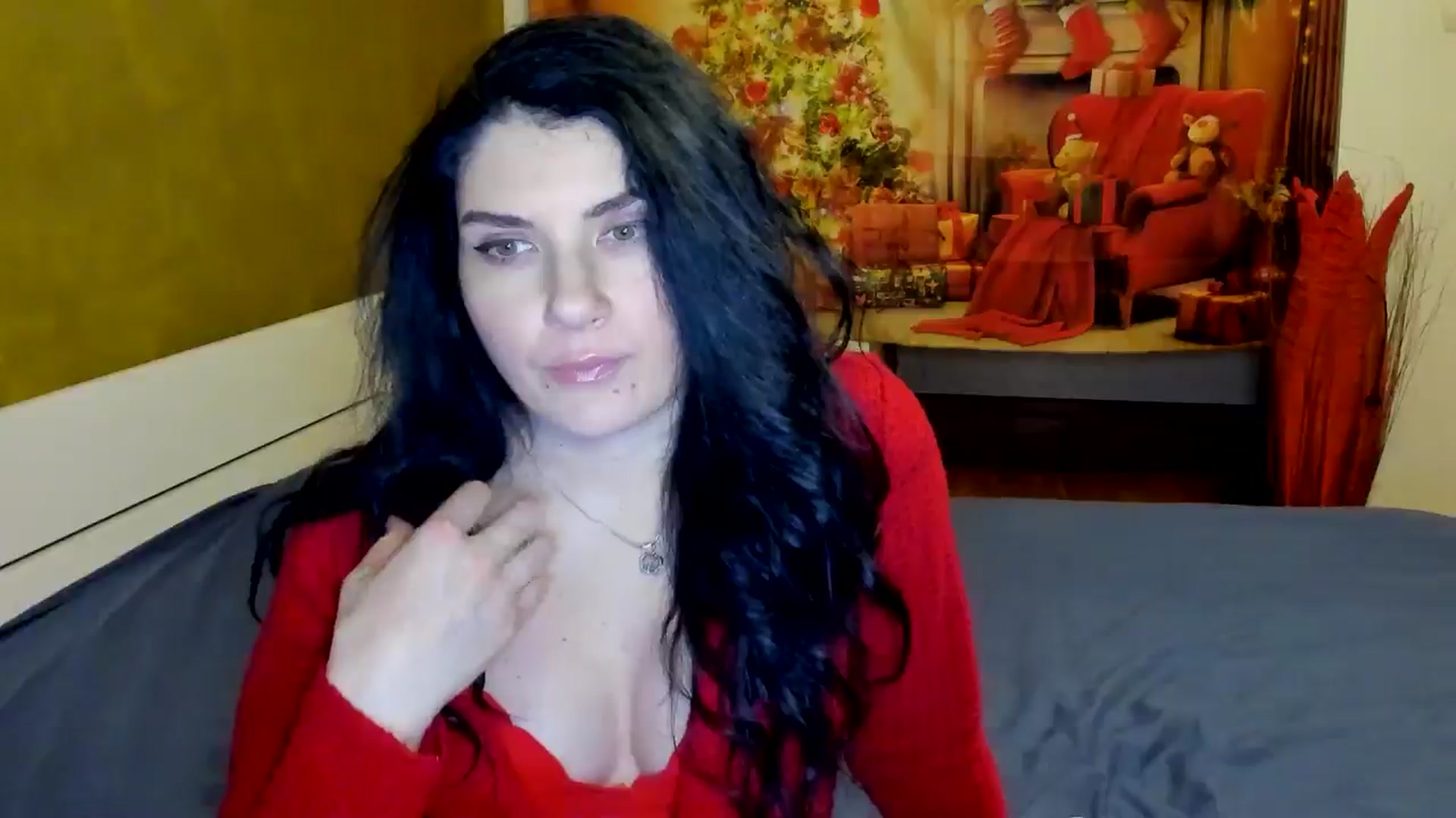 Gallery image thumbnail from SiouxPrincess's myfreecams stream on, 12/24/2024, 23:35 image 16 of 20