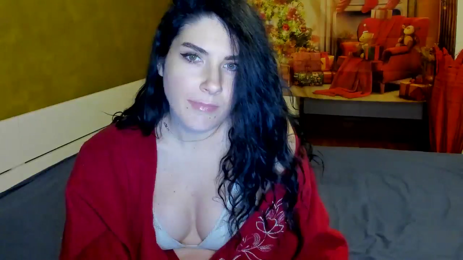Gallery image thumbnail from SiouxPrincess's myfreecams stream on, 12/27/2024, 24:01 image 2 of 20