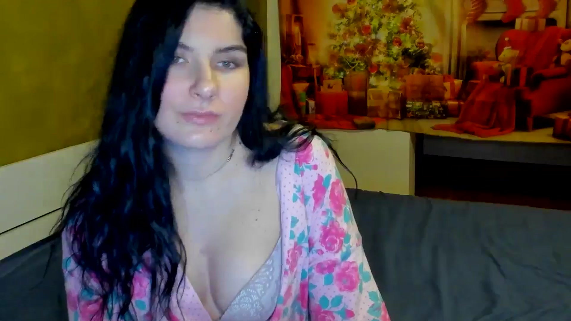 Gallery image thumbnail from SiouxPrincess's myfreecams stream on, 12/30/2024, 01:27 image 17 of 20