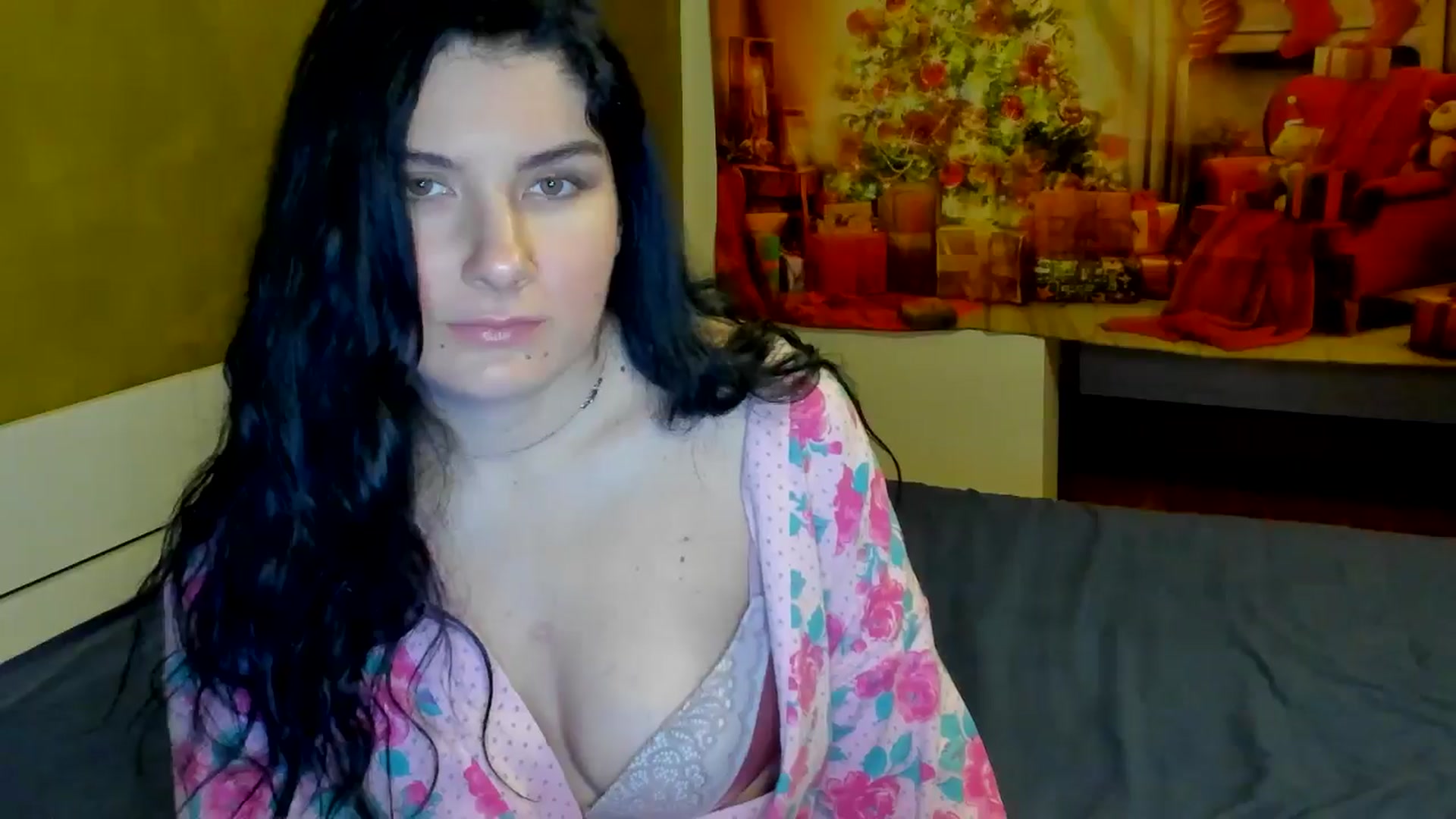 Gallery image thumbnail from SiouxPrincess's myfreecams stream on, 12/30/2024, 01:27 image 18 of 20