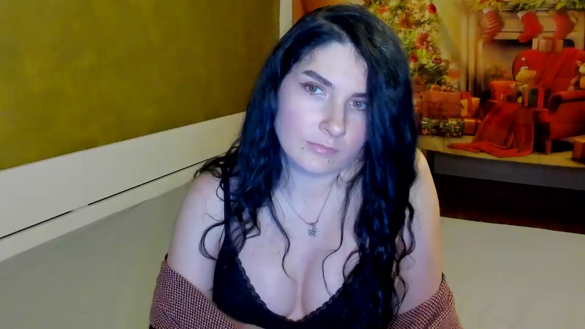 Gallery image thumbnail from SiouxPrincess's myfreecams stream on, 12/31/2024, 01:16 image 19 of 20