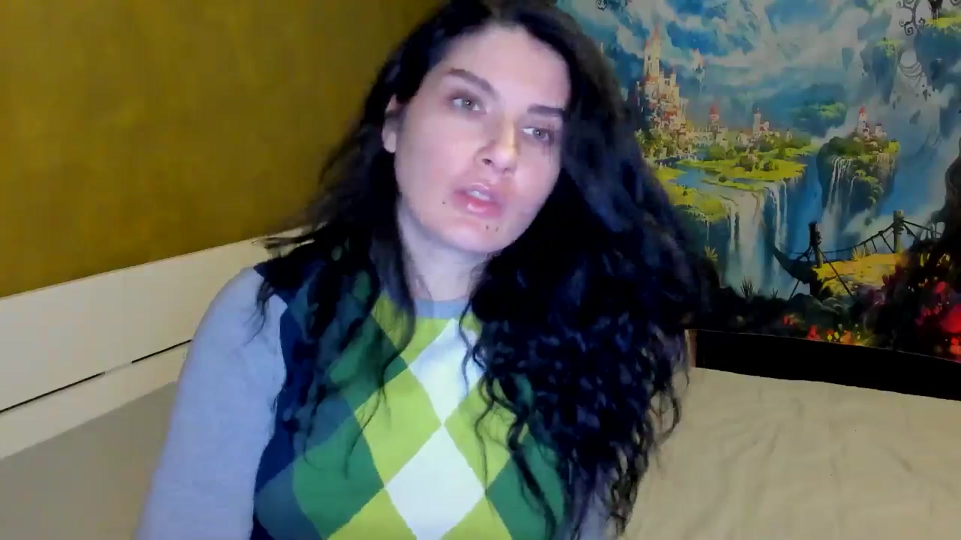 Gallery image thumbnail from SiouxPrincess's myfreecams stream on, 01/04/2025, 01:14 image 4 of 20