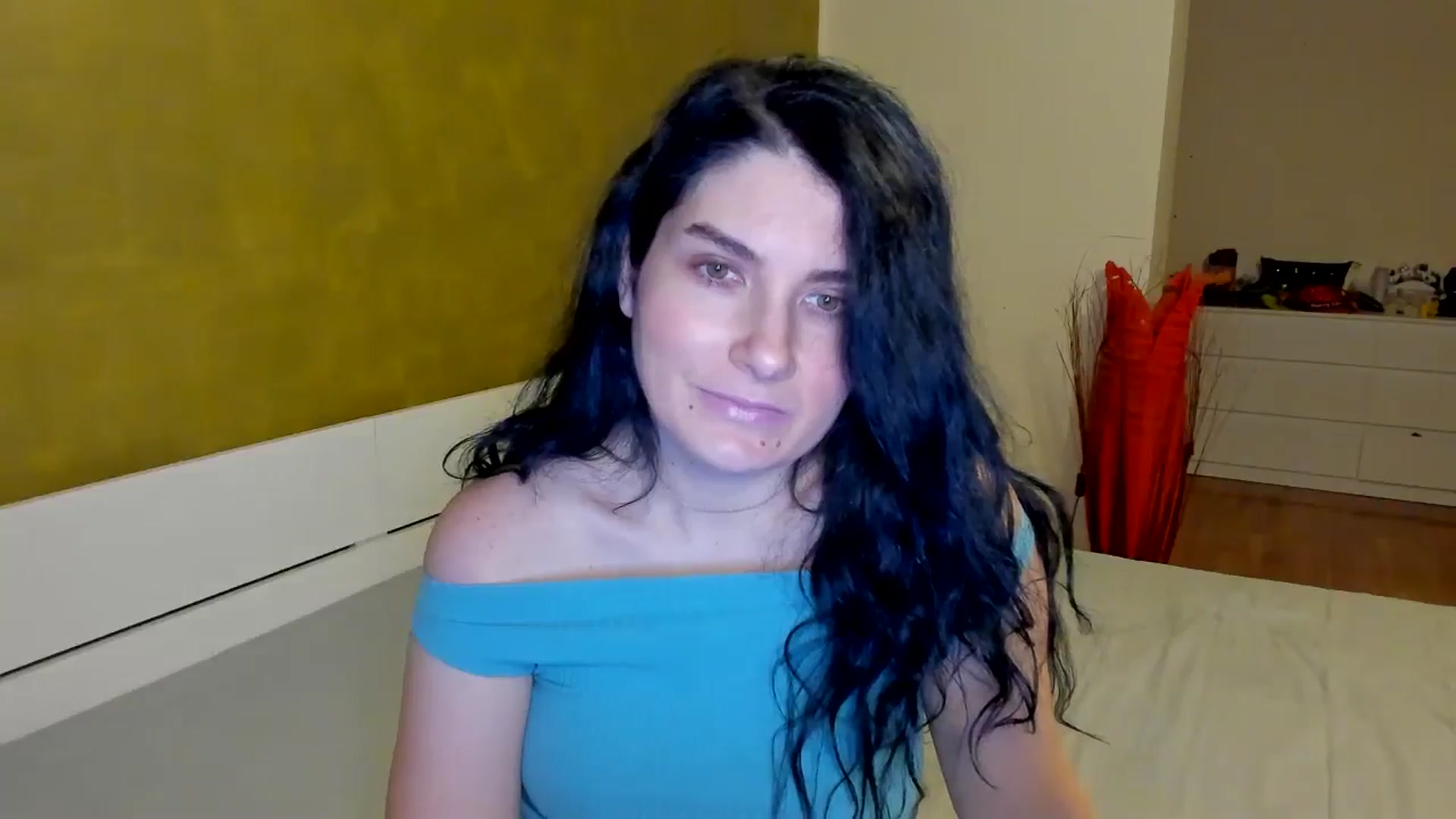 Gallery image thumbnail from SiouxPrincess's myfreecams stream on, 01/10/2025, 24:43 image 16 of 20