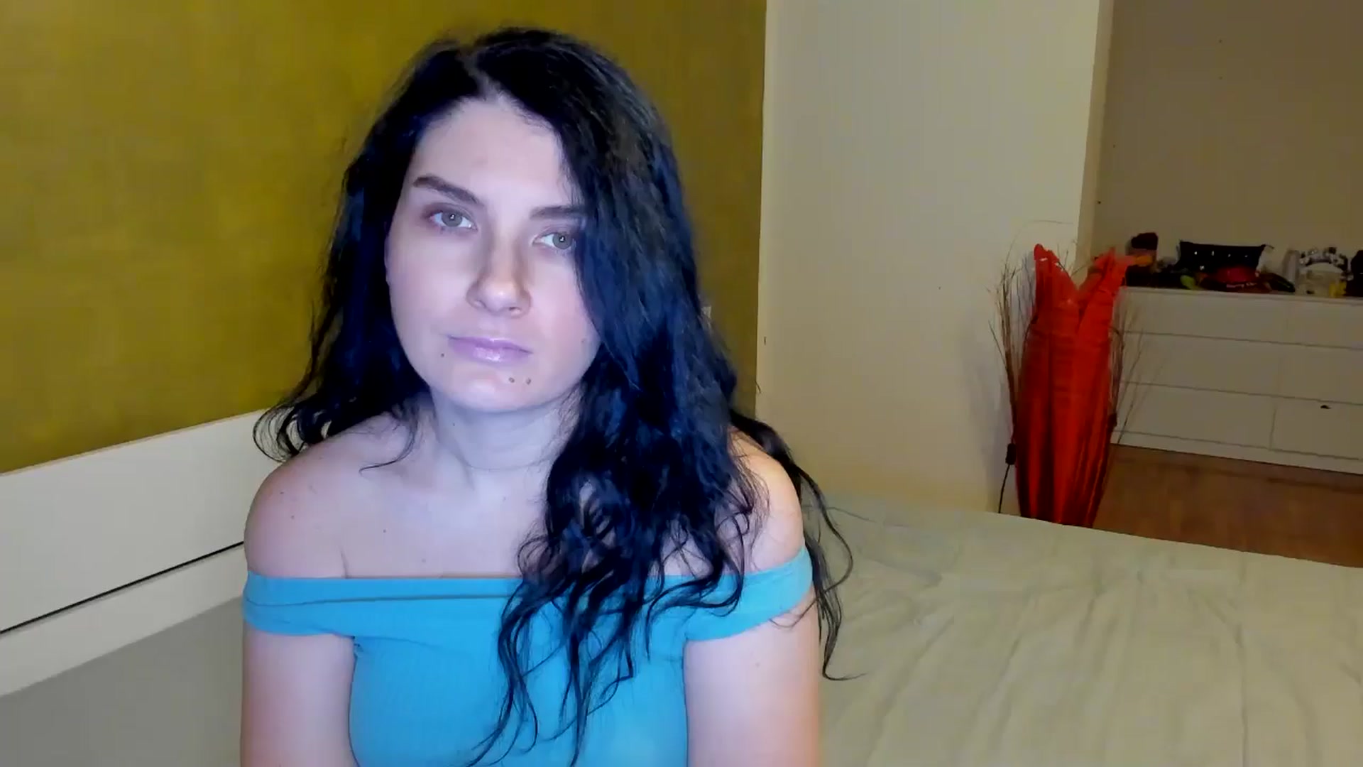 Gallery image thumbnail from SiouxPrincess's myfreecams stream on, 01/10/2025, 24:43 image 14 of 20