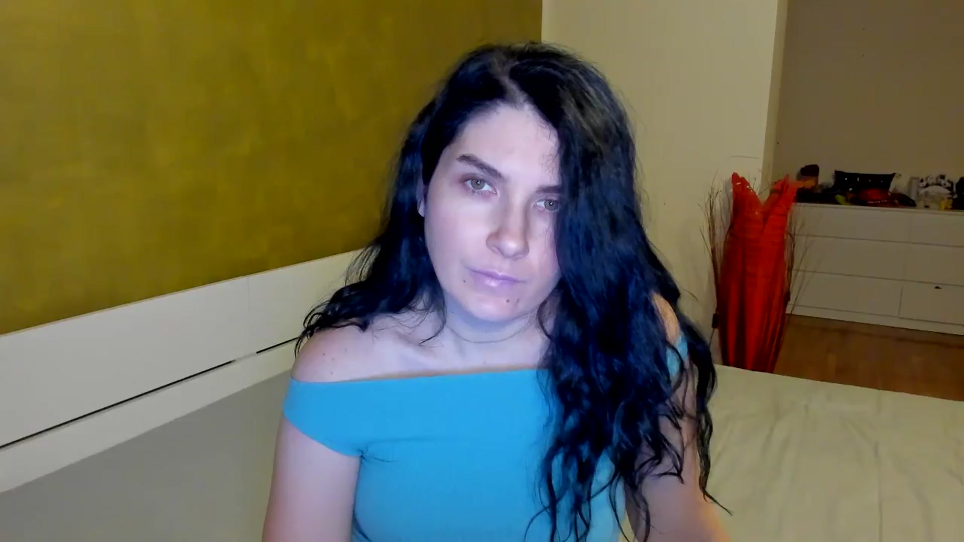 Gallery image thumbnail from SiouxPrincess's myfreecams stream on, 01/10/2025, 24:43 image 13 of 20