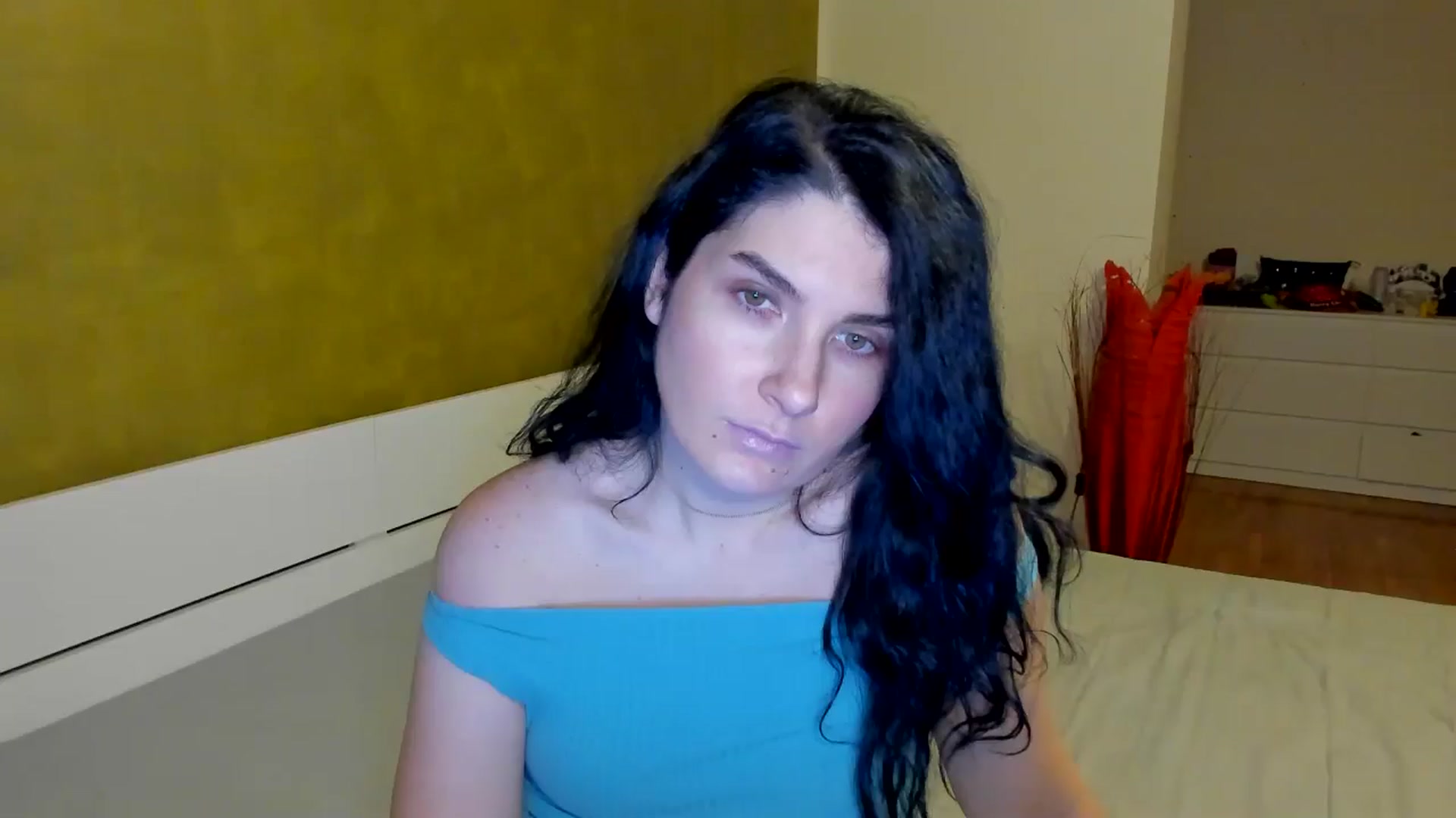 Gallery image thumbnail from SiouxPrincess's myfreecams stream on, 01/10/2025, 24:43 image 19 of 20