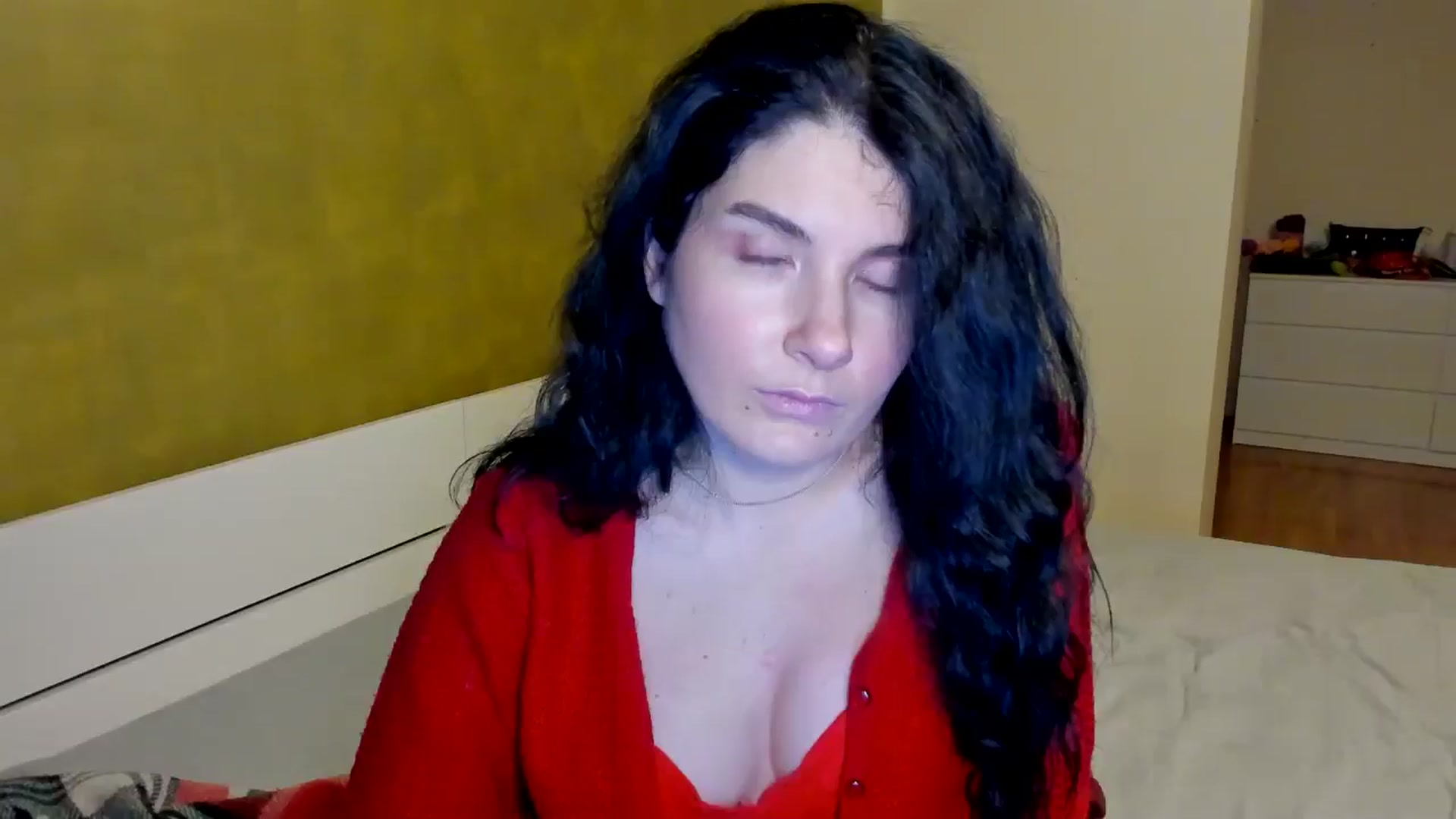 Gallery image thumbnail from SiouxPrincess's myfreecams stream on, 01/10/2025, 23:49 image 19 of 20