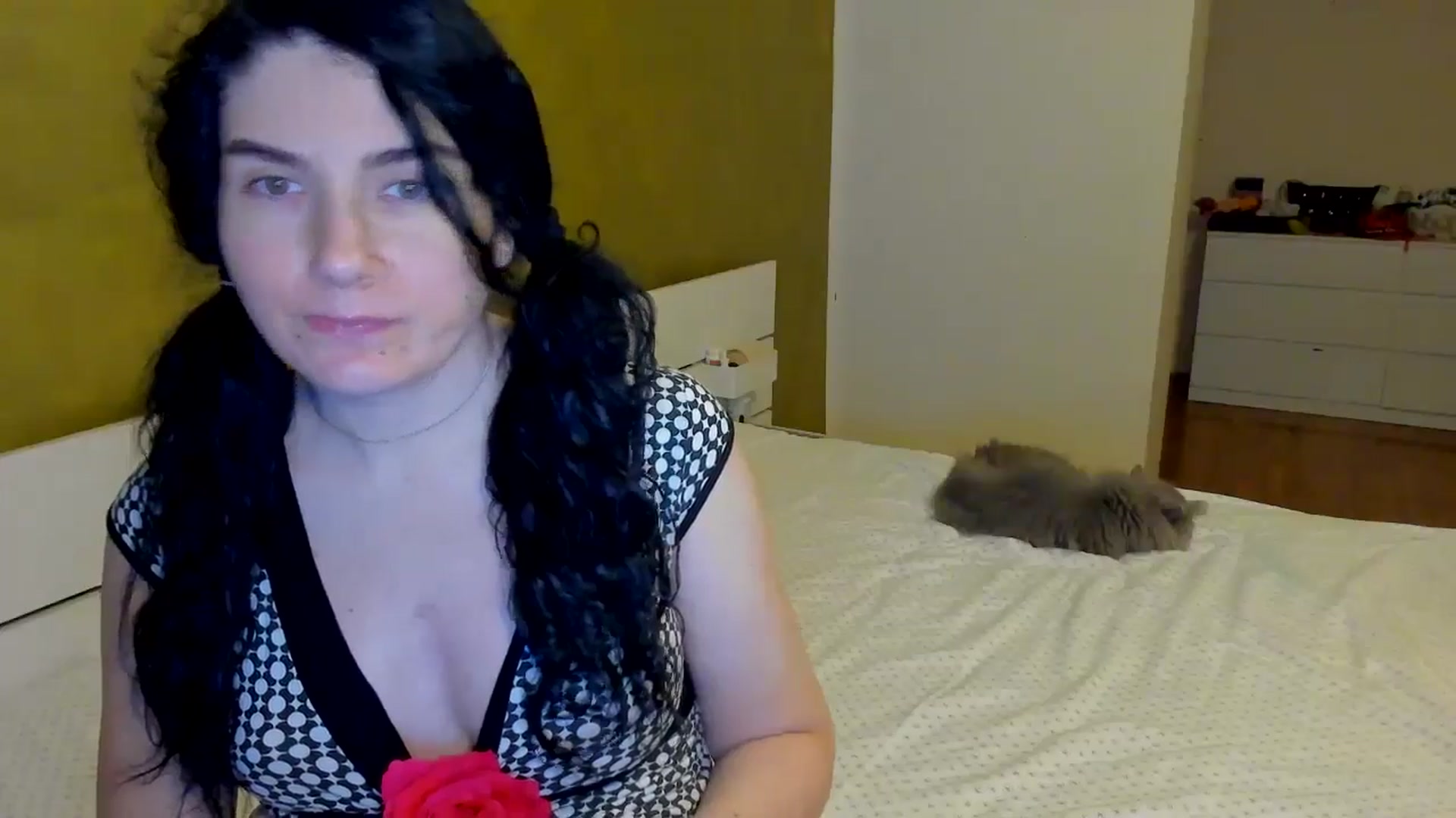 Gallery image thumbnail from SiouxPrincess's myfreecams stream on, 01/29/2025, 23:45 image 16 of 20