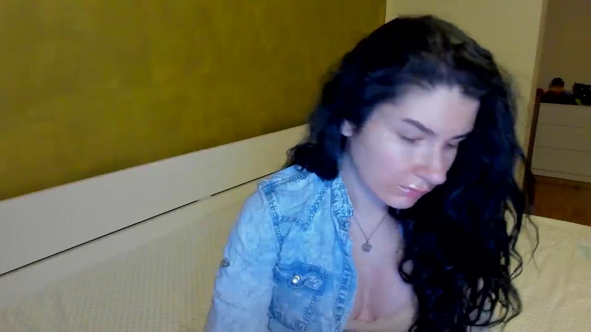 Gallery image thumbnail from SiouxPrincess's myfreecams stream on, 01/31/2025, 23:20 image 3 of 20