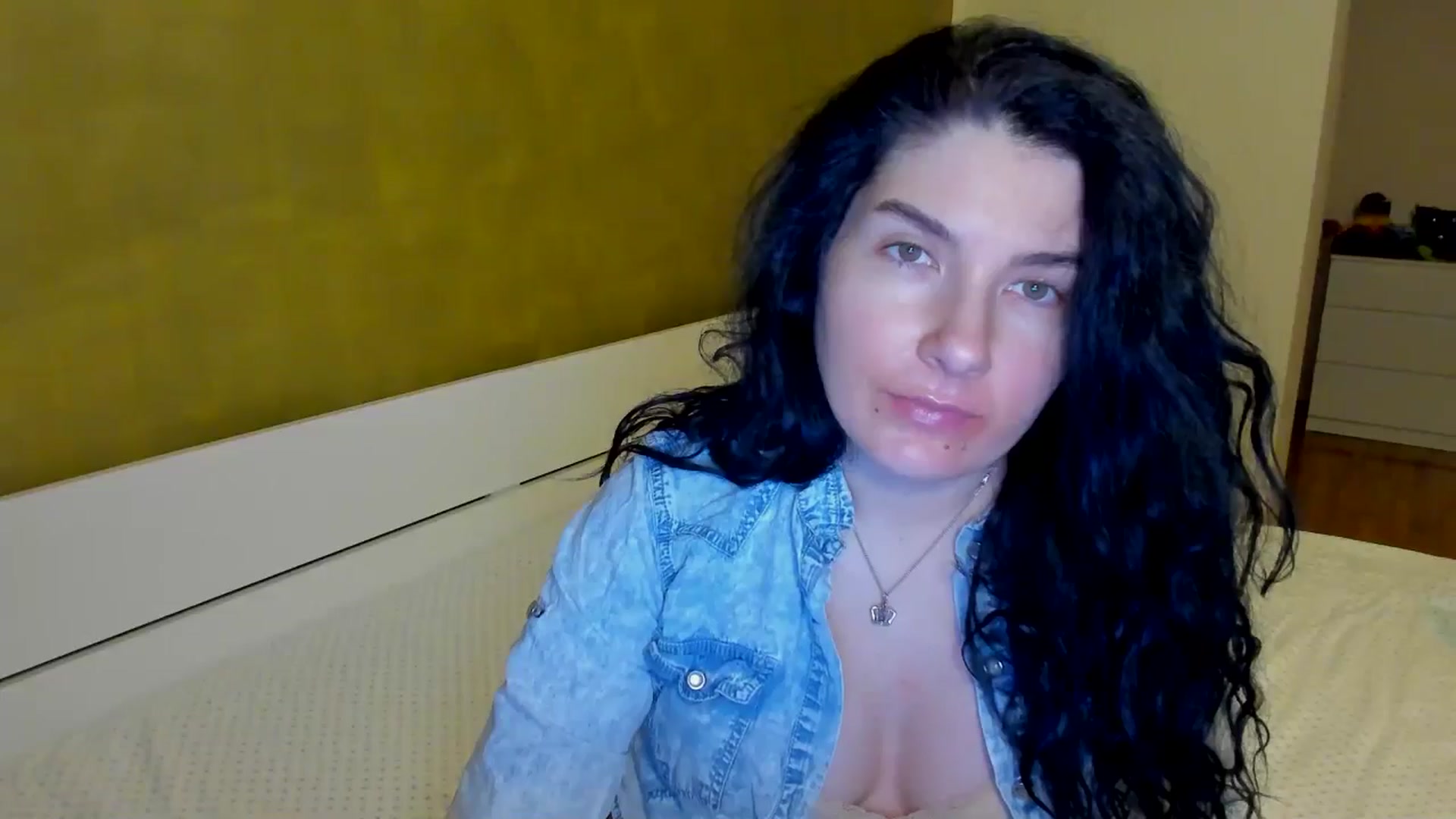 Gallery image thumbnail from SiouxPrincess's myfreecams stream on, 01/31/2025, 23:20 image 20 of 20