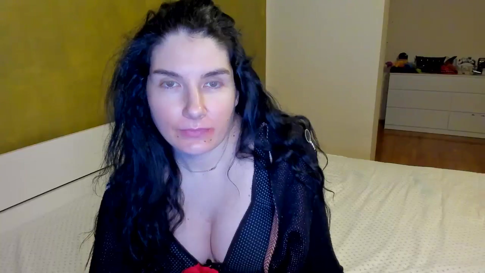 Gallery image thumbnail from SiouxPrincess's myfreecams stream on, 02/03/2025, 24:00 image 4 of 20
