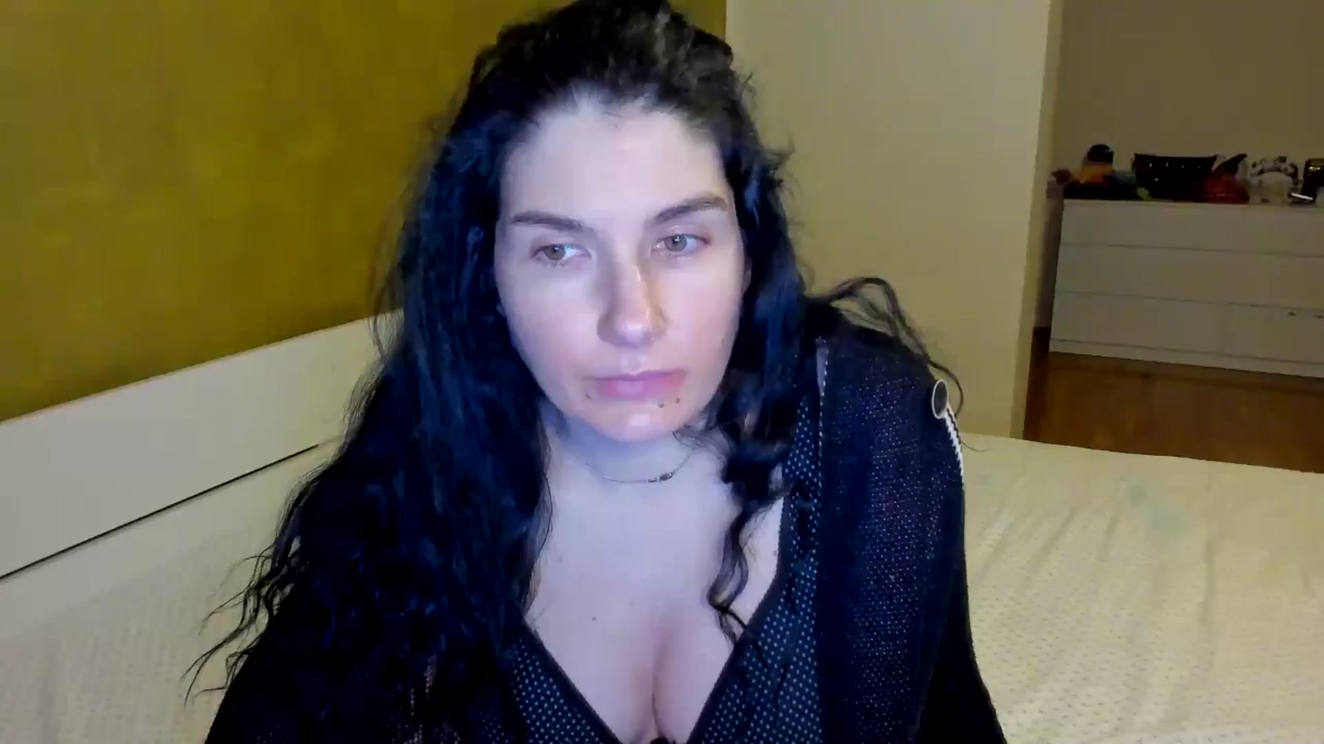 Gallery image thumbnail from SiouxPrincess's myfreecams stream on, 02/03/2025, 24:00 image 10 of 20