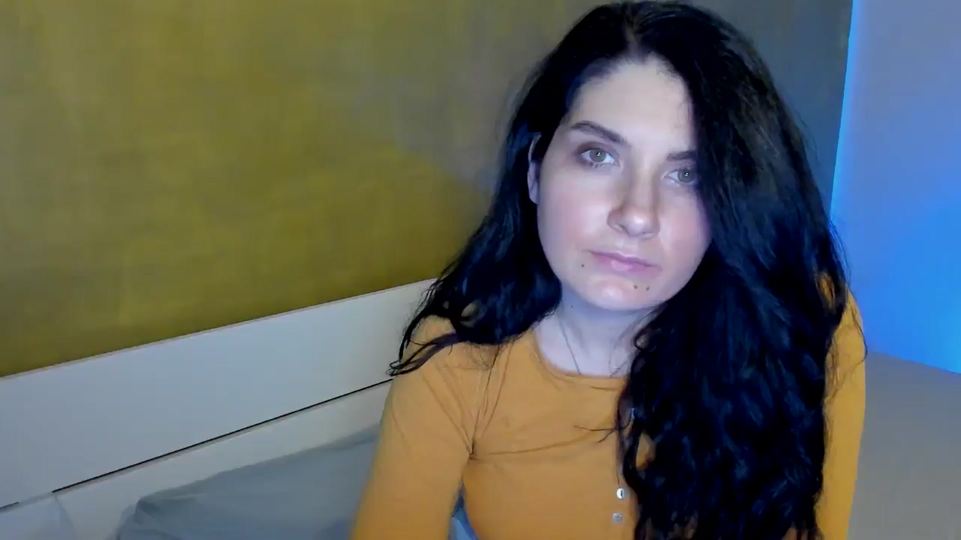 Gallery image thumbnail from SiouxPrincess's myfreecams stream on, 02/04/2025, 24:14 image 12 of 20