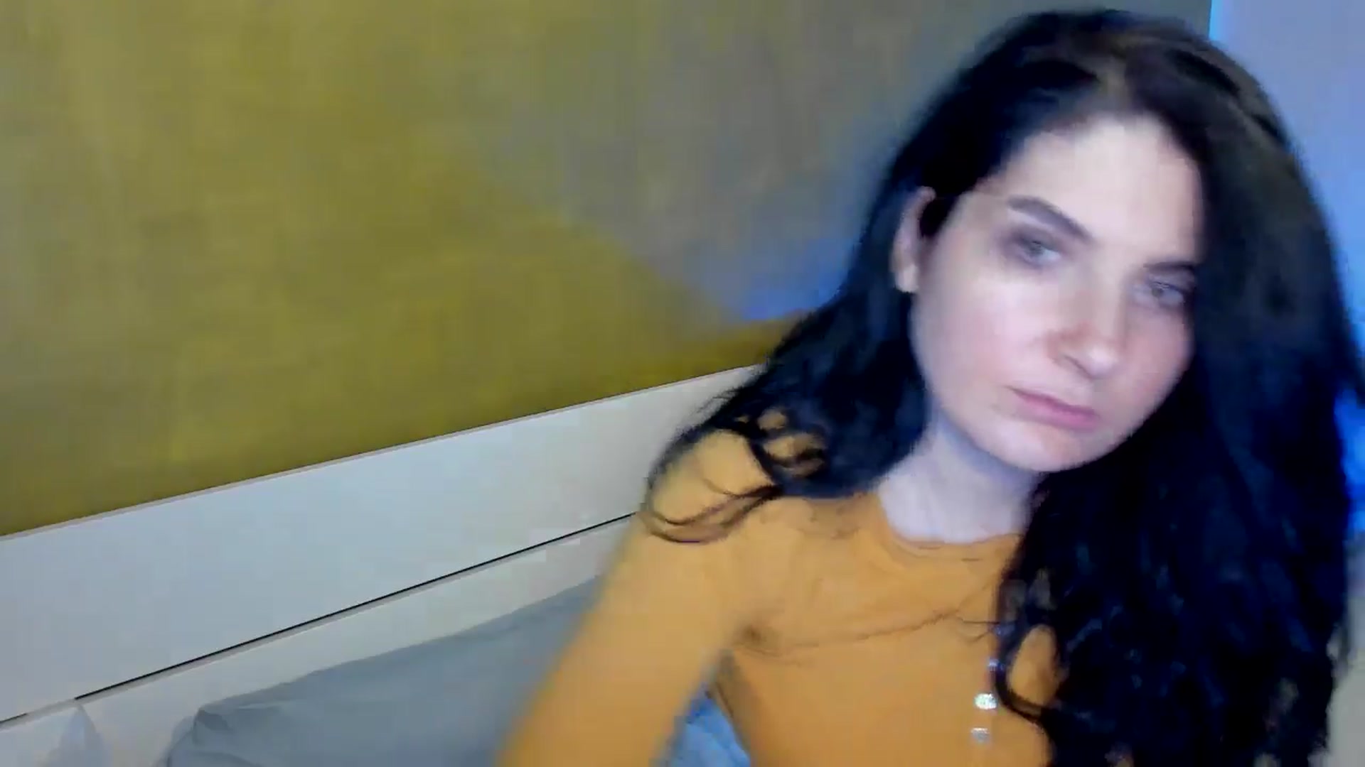 Gallery image thumbnail from SiouxPrincess's myfreecams stream on, 02/04/2025, 24:14 image 14 of 20