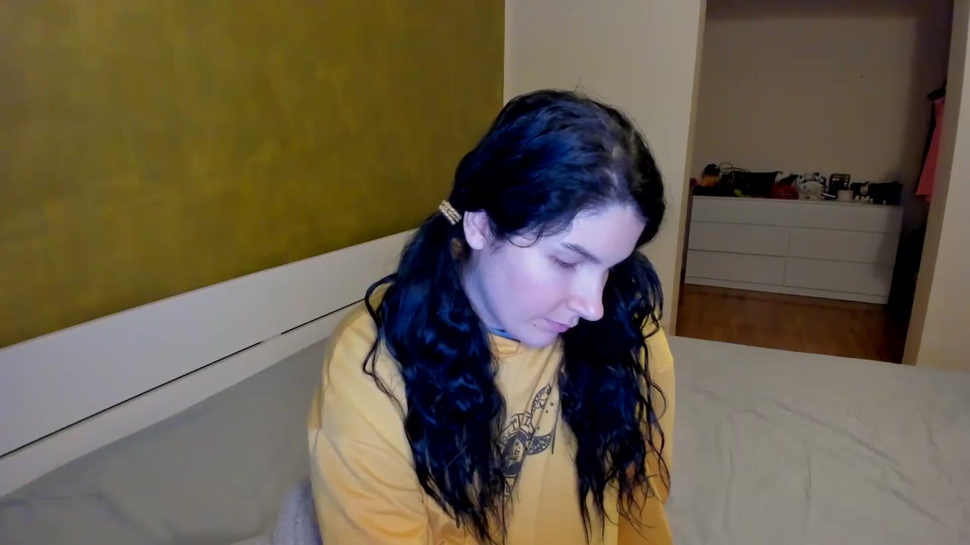 Gallery image thumbnail from SiouxPrincess's myfreecams stream on, 02/07/2025, 22:42 image 3 of 20