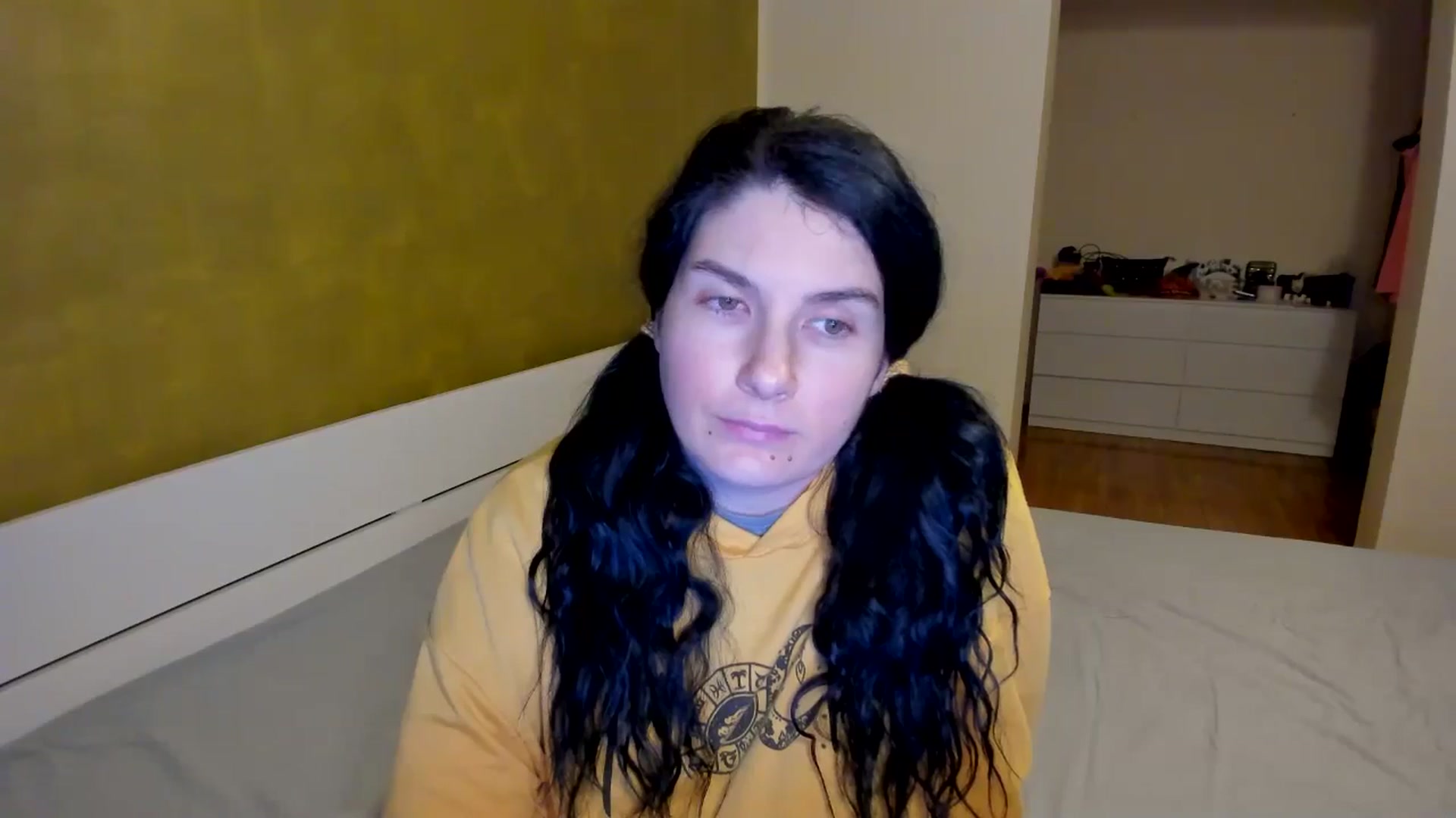 Gallery image thumbnail from SiouxPrincess's myfreecams stream on, 02/07/2025, 22:42 image 8 of 20