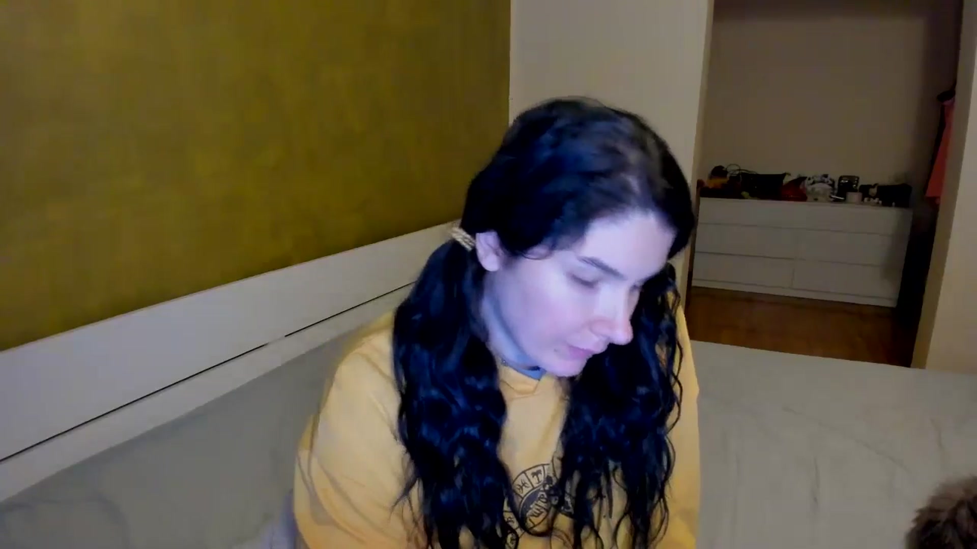 Gallery image thumbnail from SiouxPrincess's myfreecams stream on, 02/07/2025, 22:42 image 16 of 20