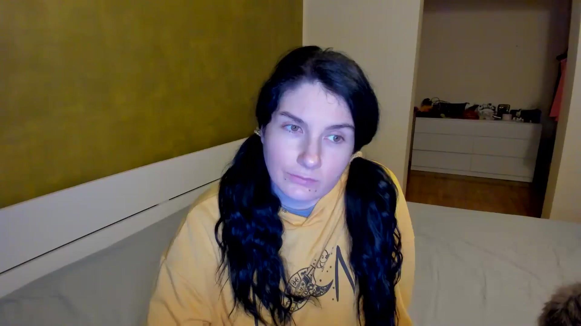 Gallery image thumbnail from SiouxPrincess's myfreecams stream on, 02/07/2025, 22:42 image 14 of 20