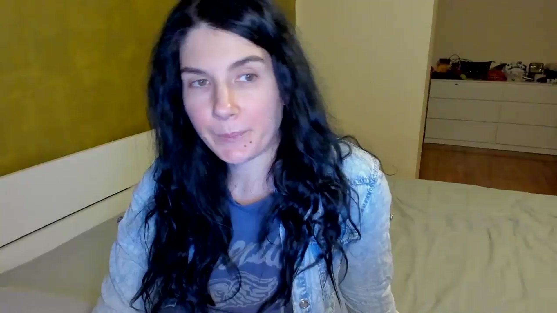 Gallery image thumbnail from SiouxPrincess's myfreecams stream on, 02/10/2025, 22:34 image 12 of 20
