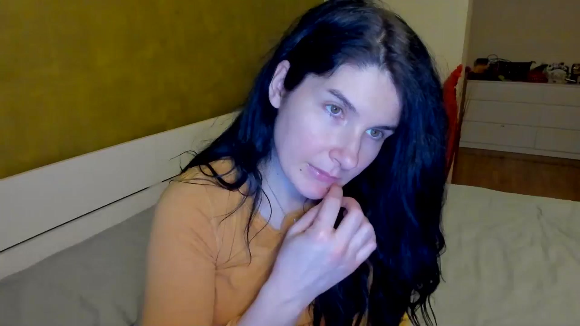 Gallery image thumbnail from SiouxPrincess's myfreecams stream on, 02/16/2025, 24:45 image 18 of 20