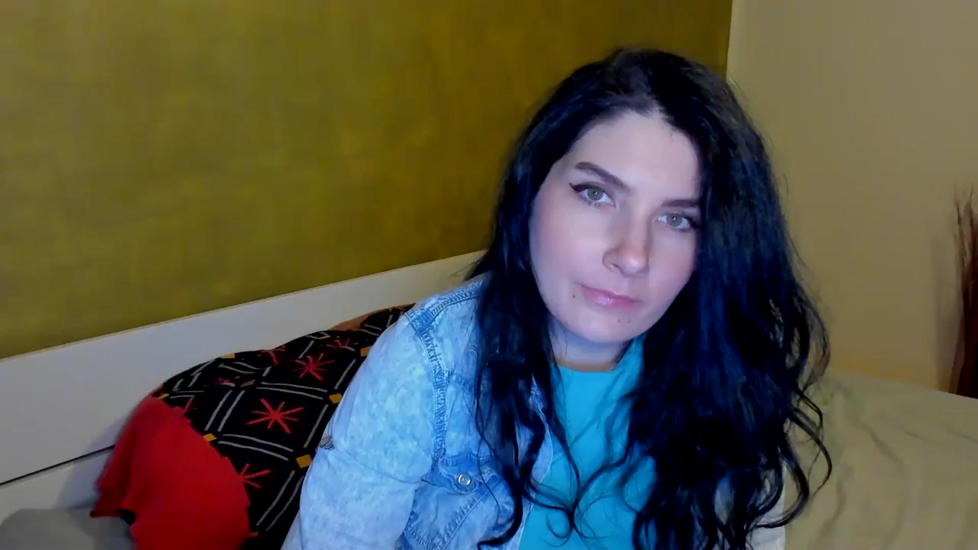 Gallery image thumbnail from SiouxPrincess's myfreecams stream on, 02/18/2025, 24:41 image 15 of 20