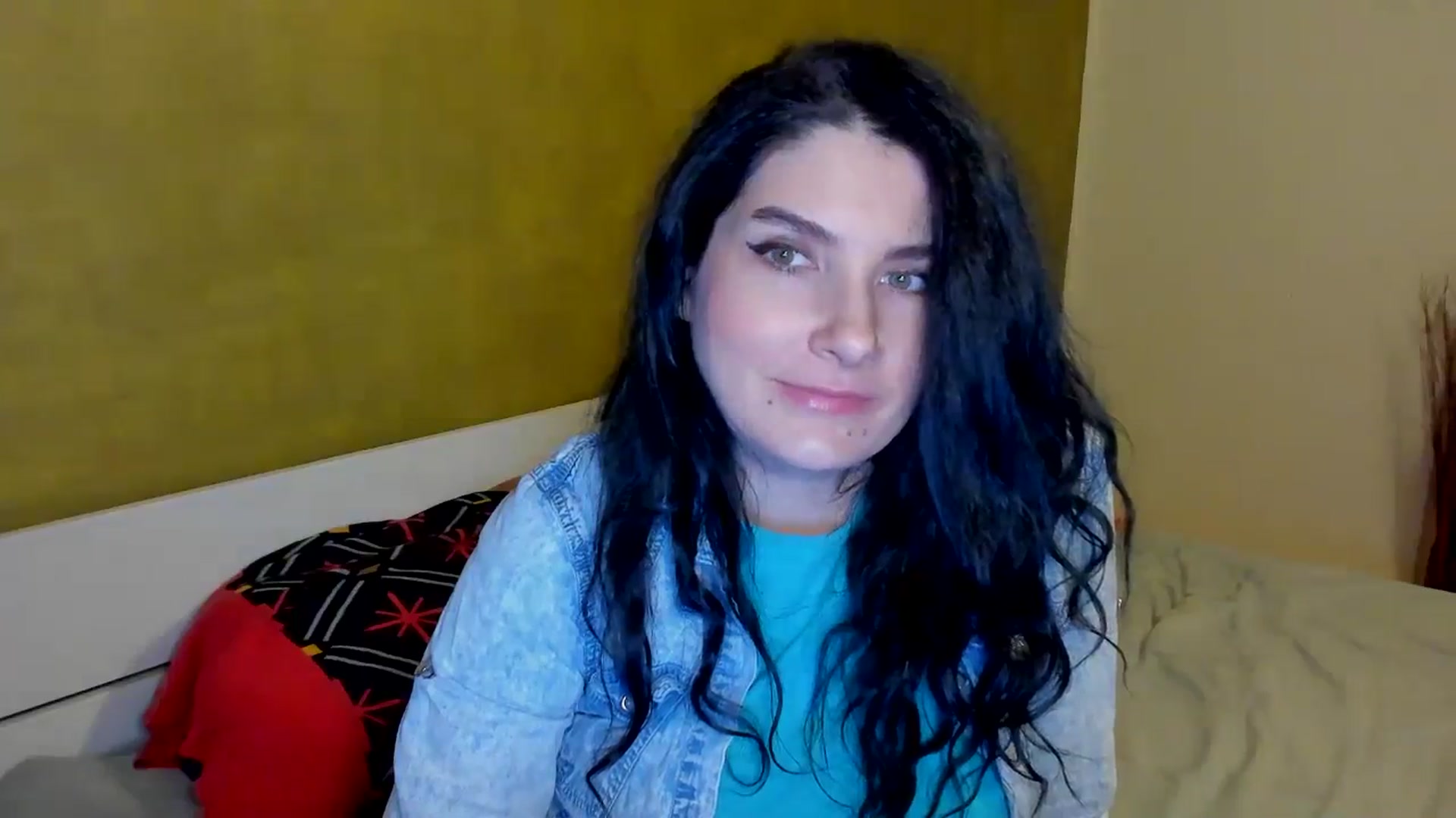 Gallery image thumbnail from SiouxPrincess's myfreecams stream on, 02/18/2025, 24:41 image 8 of 20