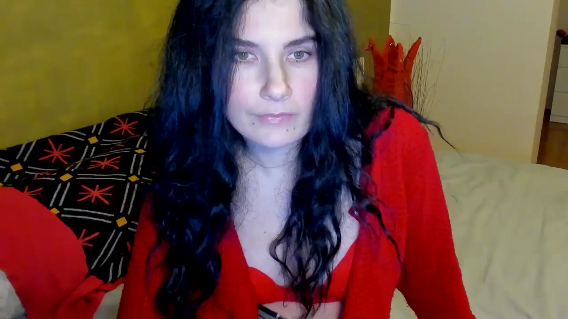 Gallery image thumbnail from SiouxPrincess's myfreecams stream on, 02/18/2025, 23:40 image 19 of 20