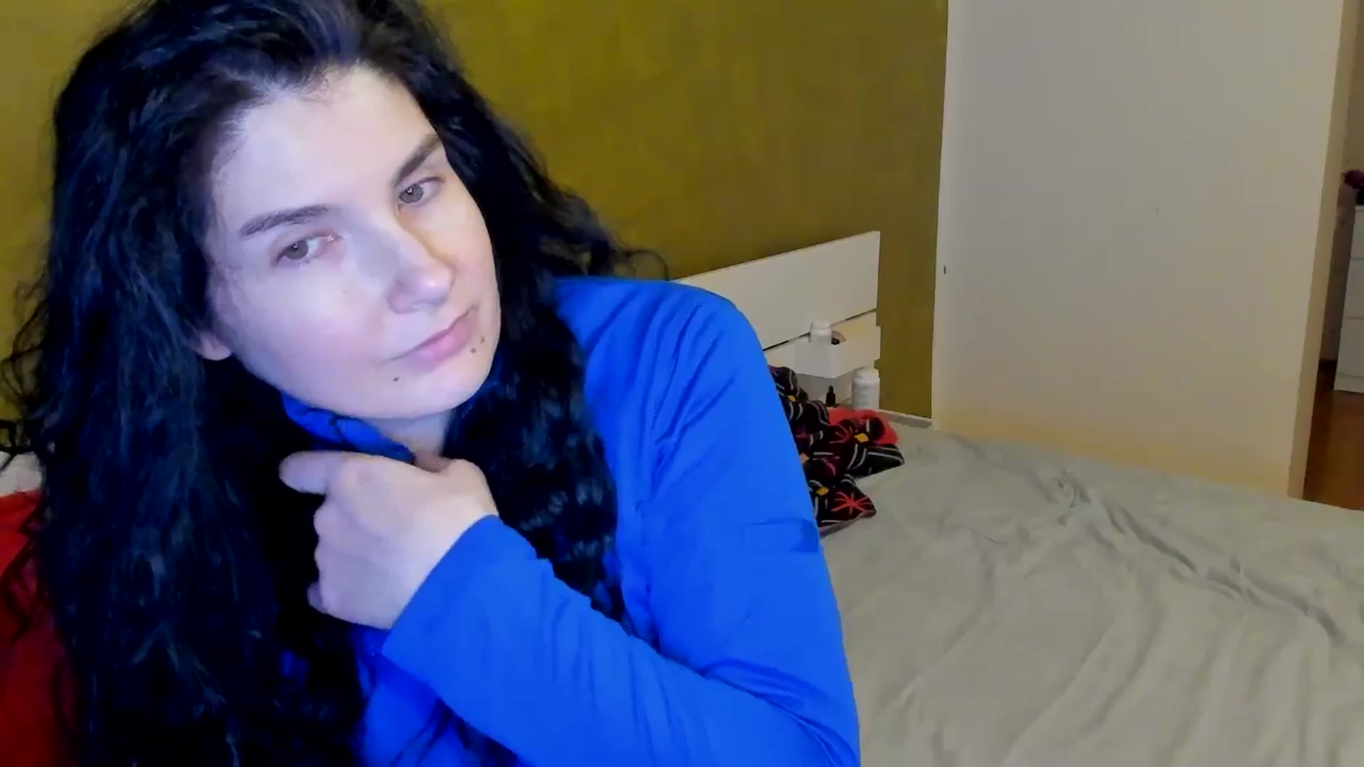 Gallery image thumbnail from SiouxPrincess's myfreecams stream on, 02/20/2025, 23:26 image 6 of 20